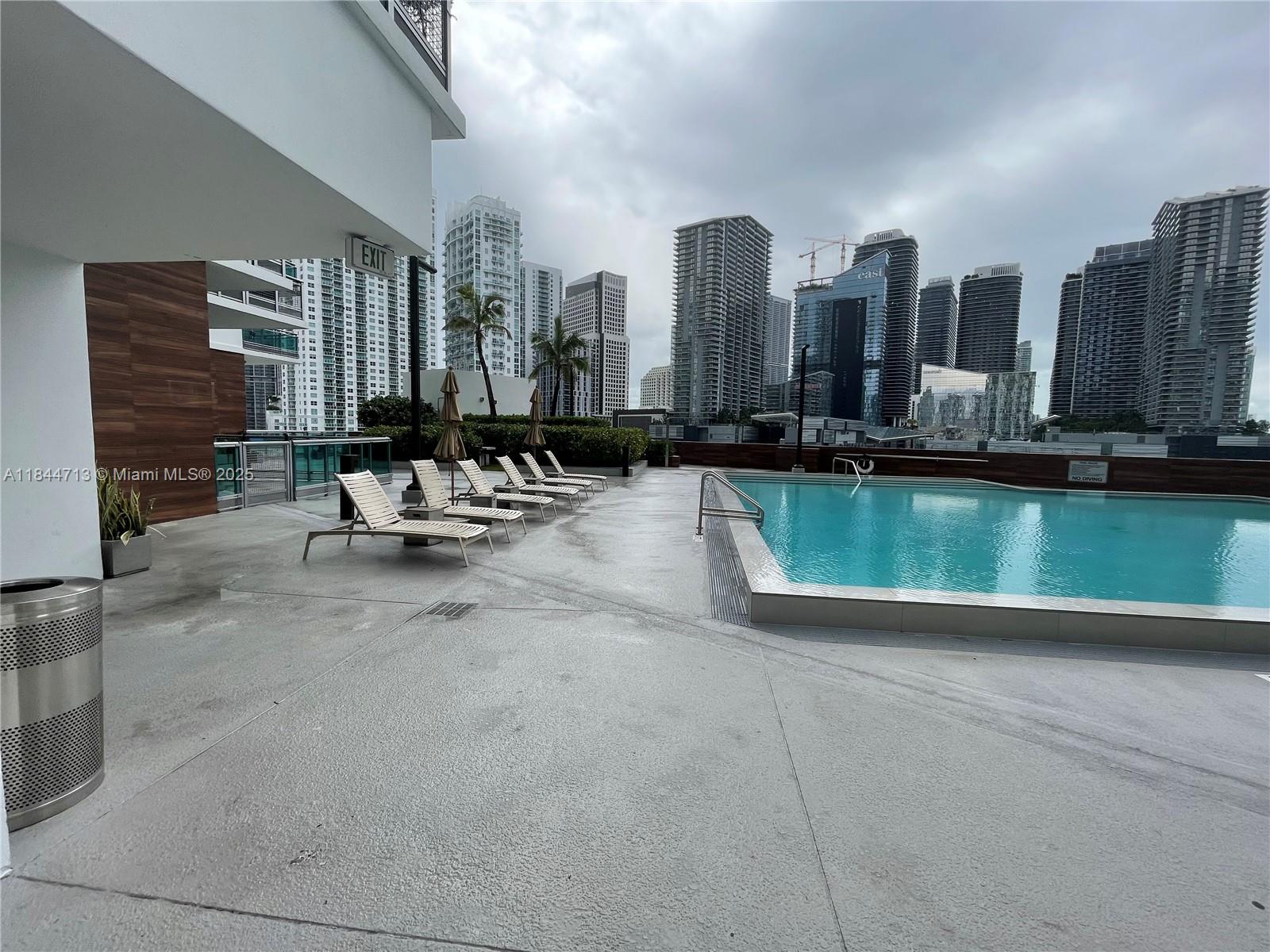 350 S Miami Ave #3709, Miami FL 33130