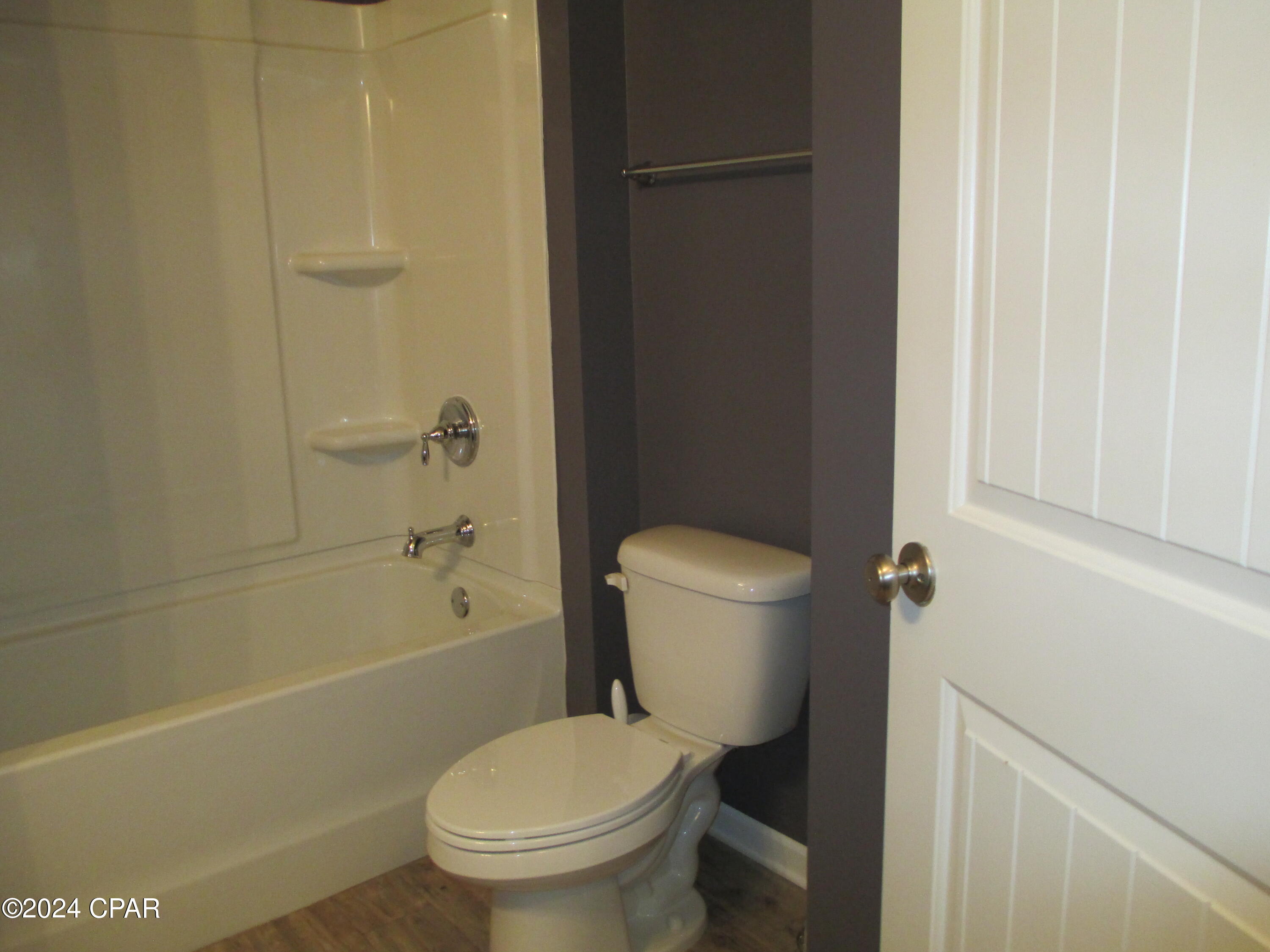 Image 15 For 7329 Port Place Place