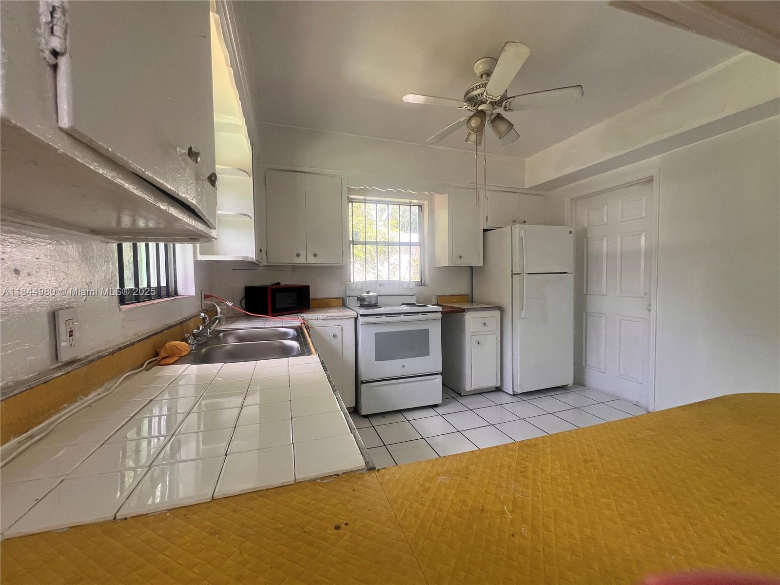 Property photo # 0