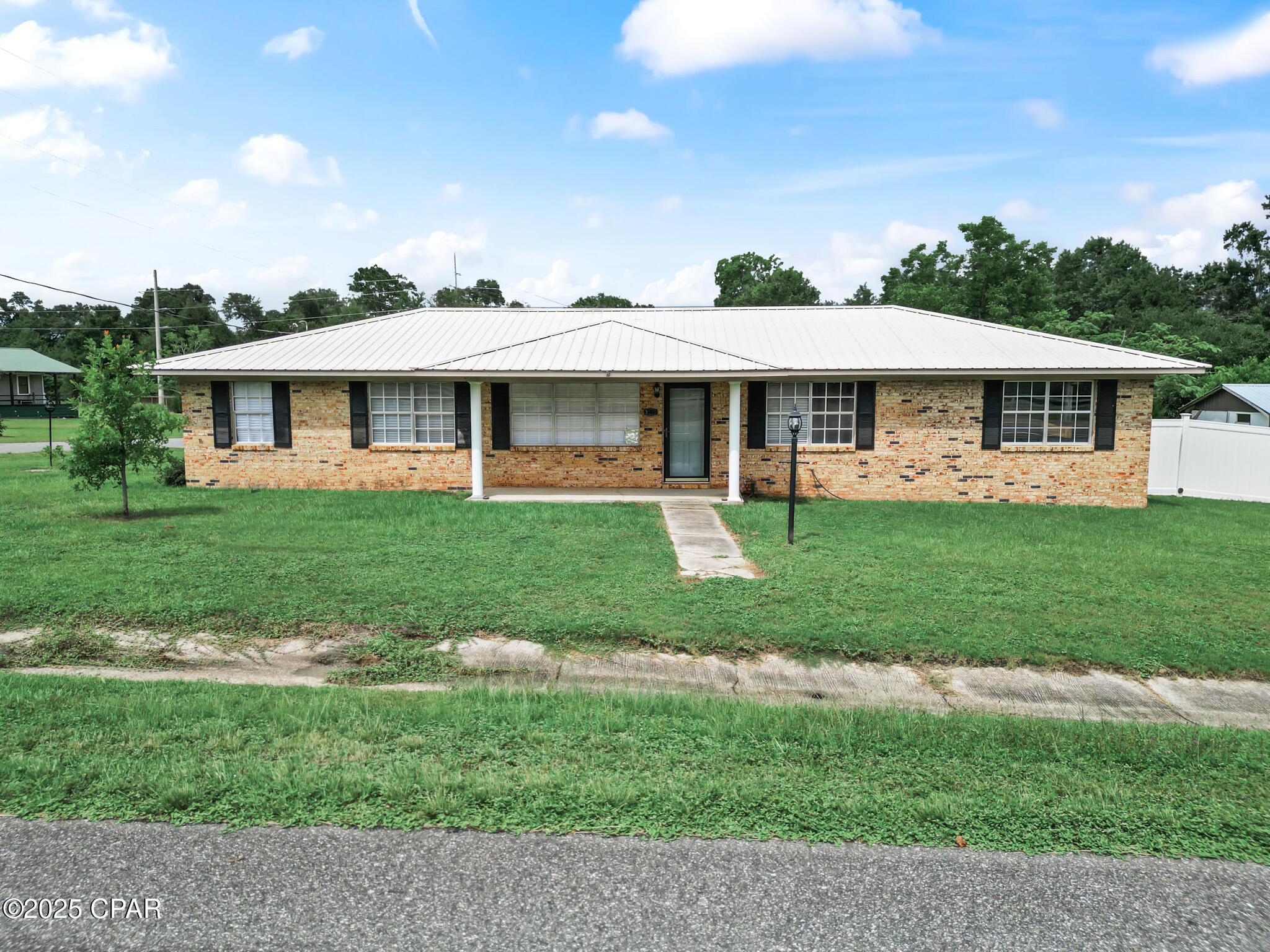 Details for 3572 Highway 69, Grand Ridge, FL 32442