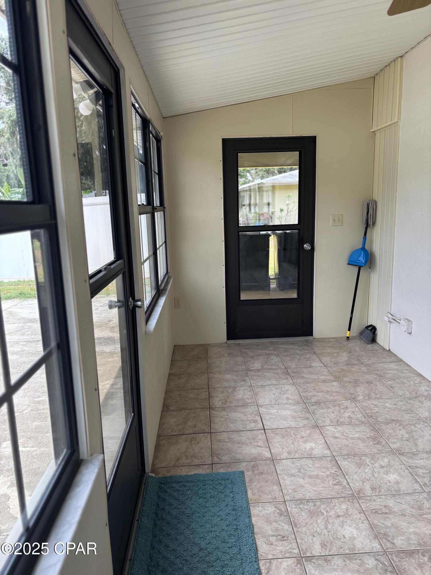 Image 10 For 137 Lake Reedy Boulevard