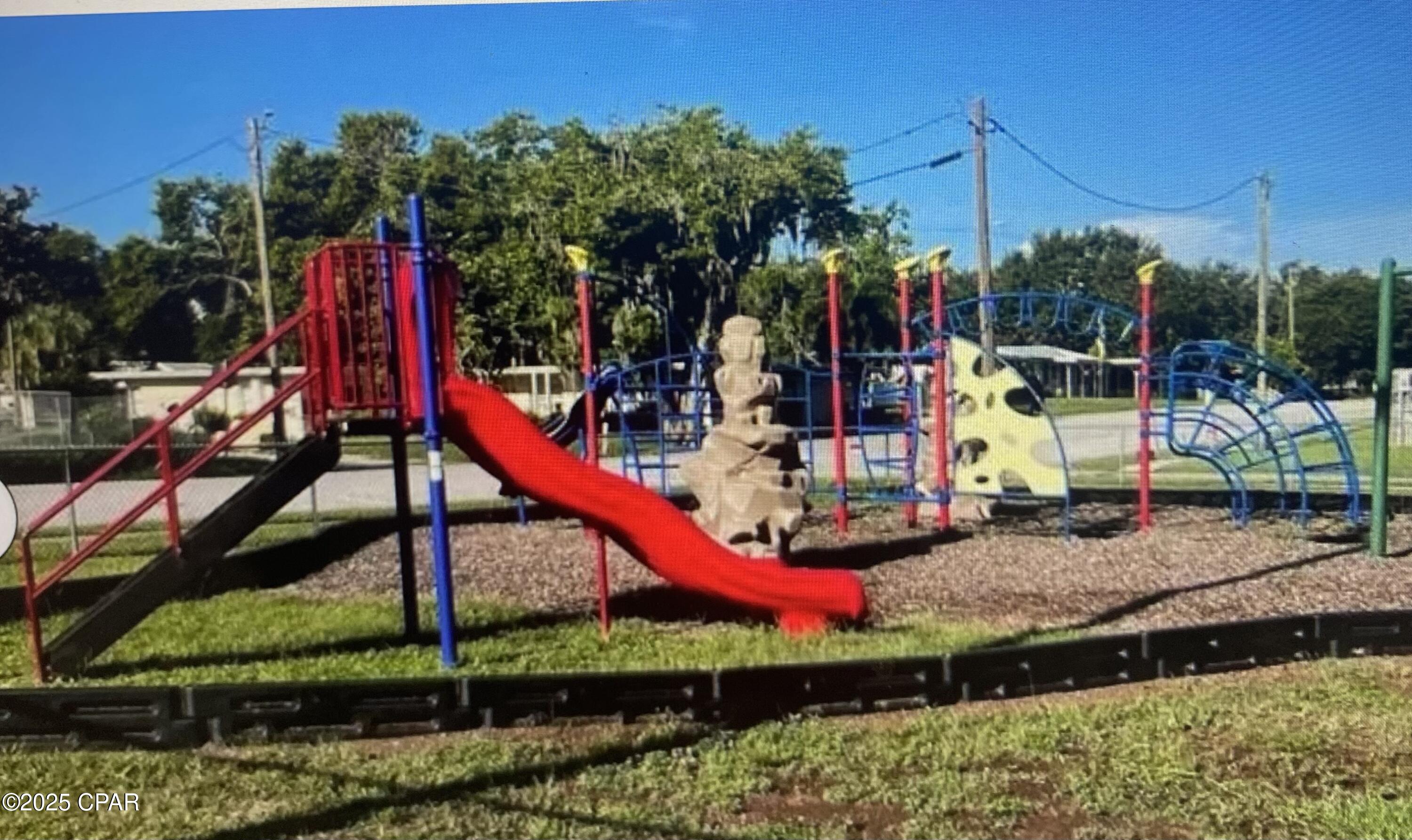 Image 32 For 137 Lake Reedy Boulevard
