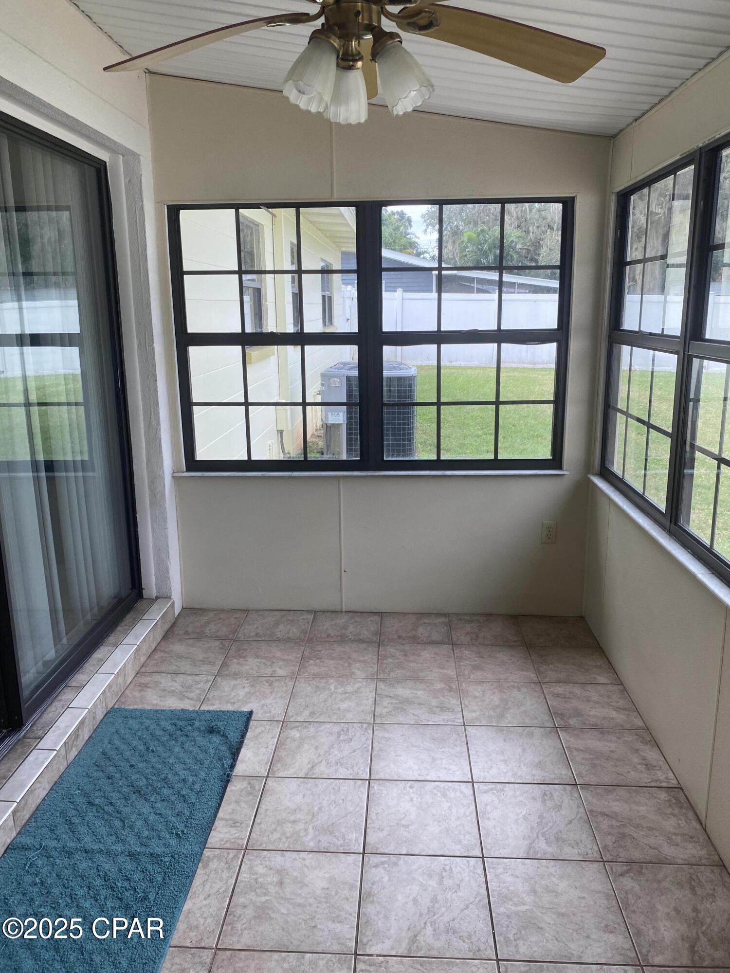 Image 4 For 137 Lake Reedy Boulevard