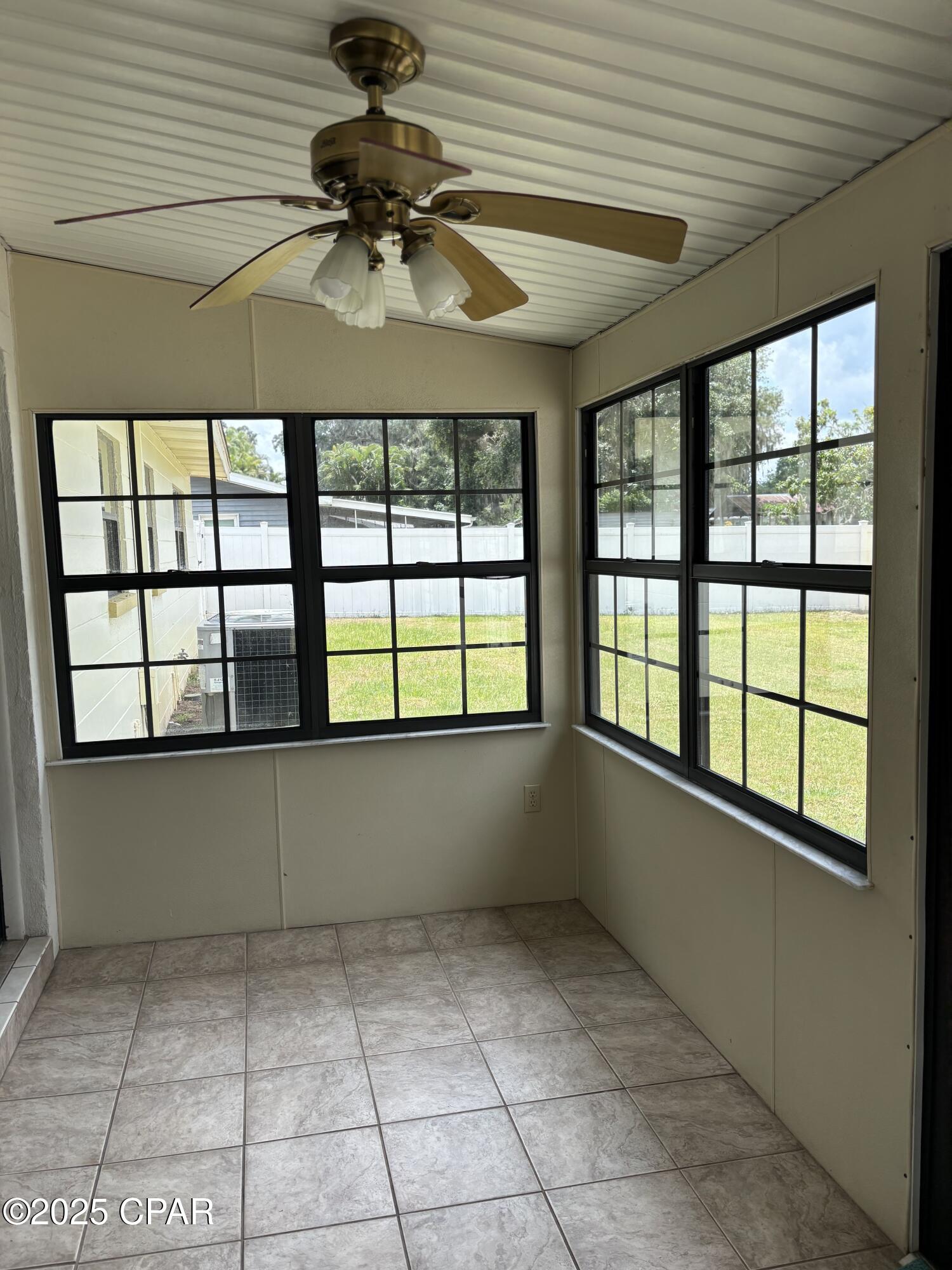 Image 9 For 137 Lake Reedy Boulevard