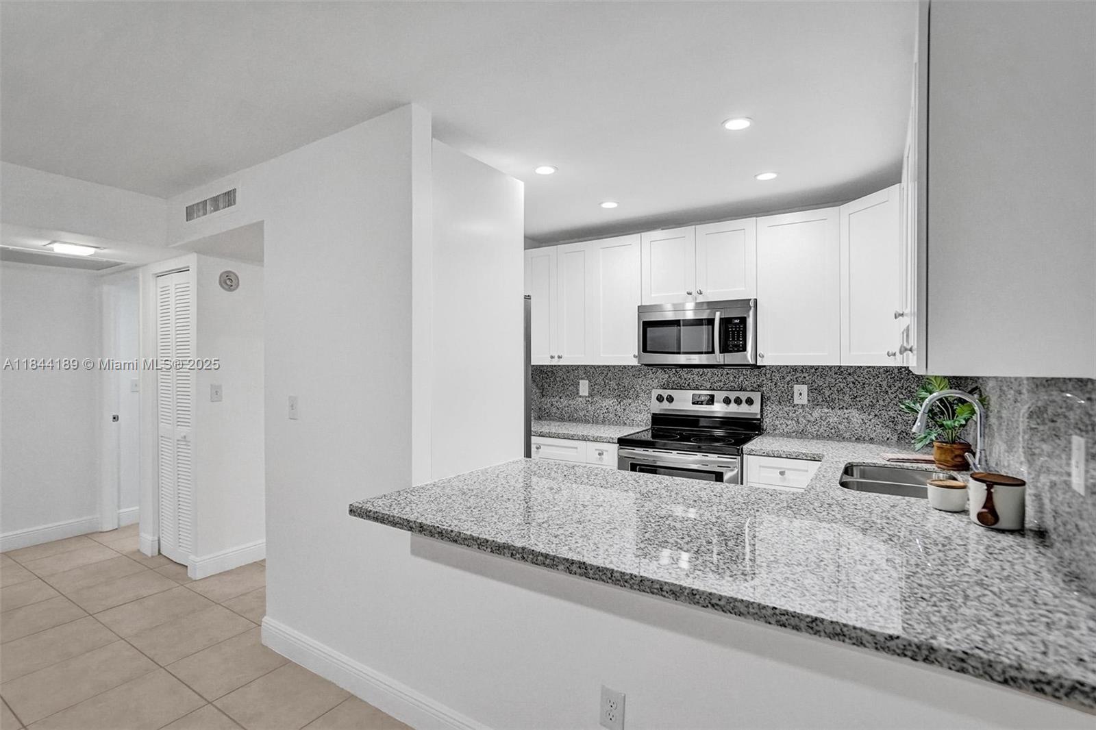 Property photo # 4
