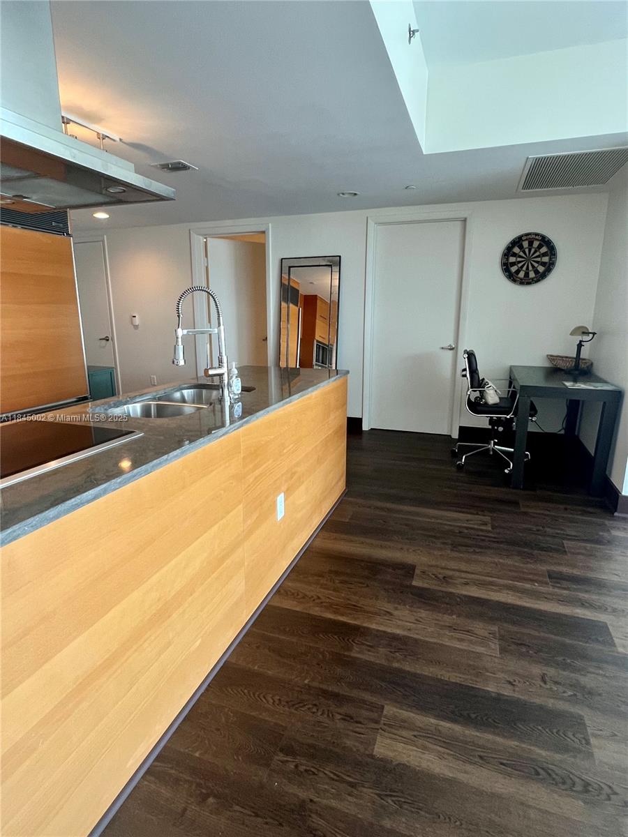 495 Brickell Ave #1211, Miami FL 33131