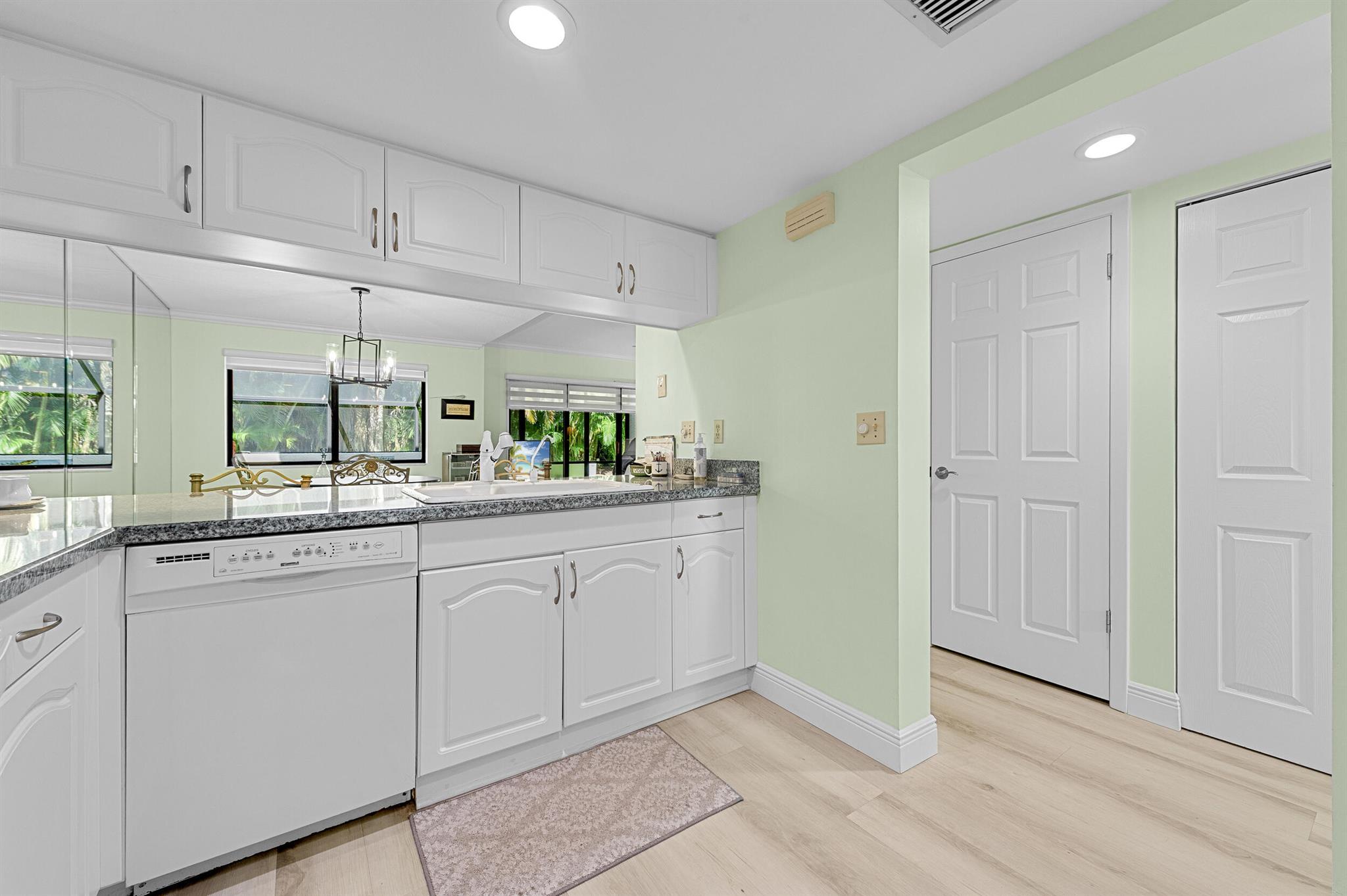 Image to showcase the property located at 215 Oak Harbour Drive