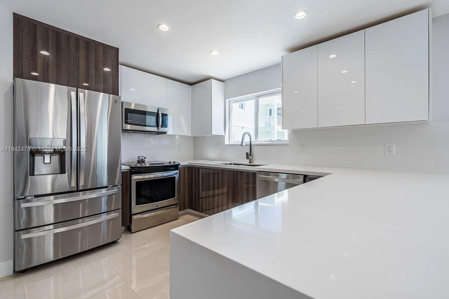 Property photo # 9