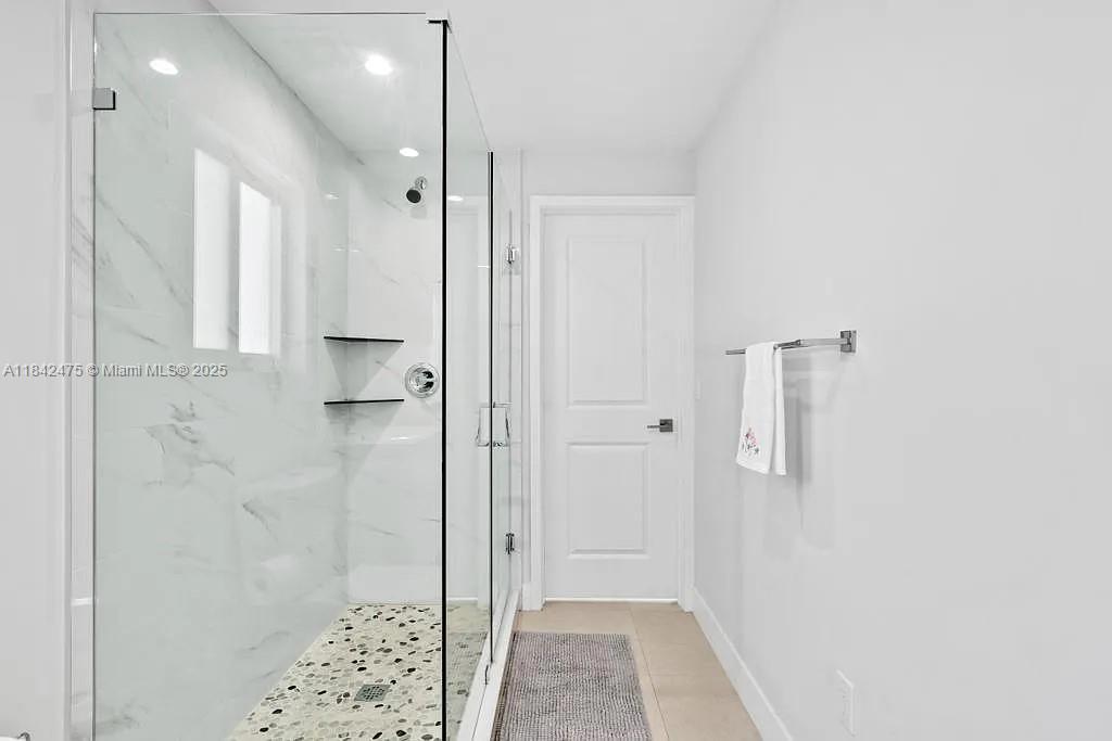 Property photo # 8