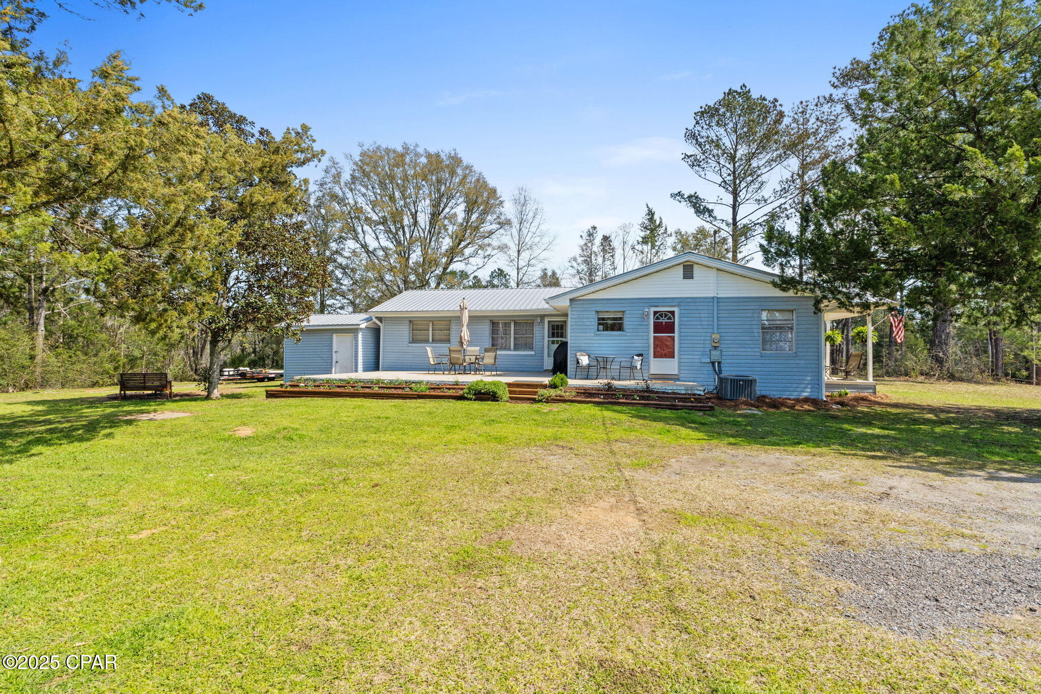 Image 2 For 4892 Douglas Ferry Road