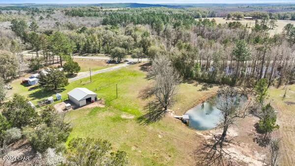 Image 4 For 4892 Douglas Ferry Road