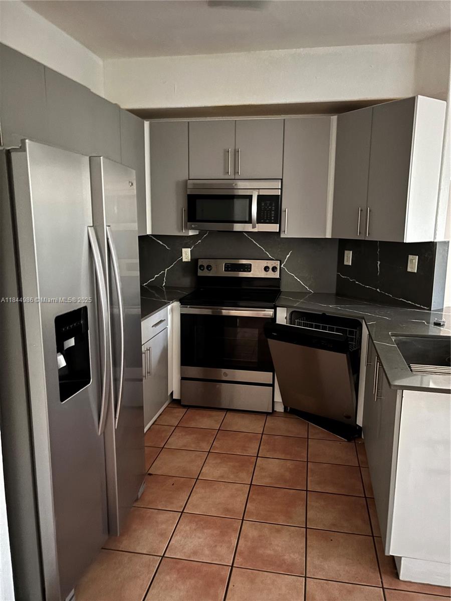 Property photo # 4