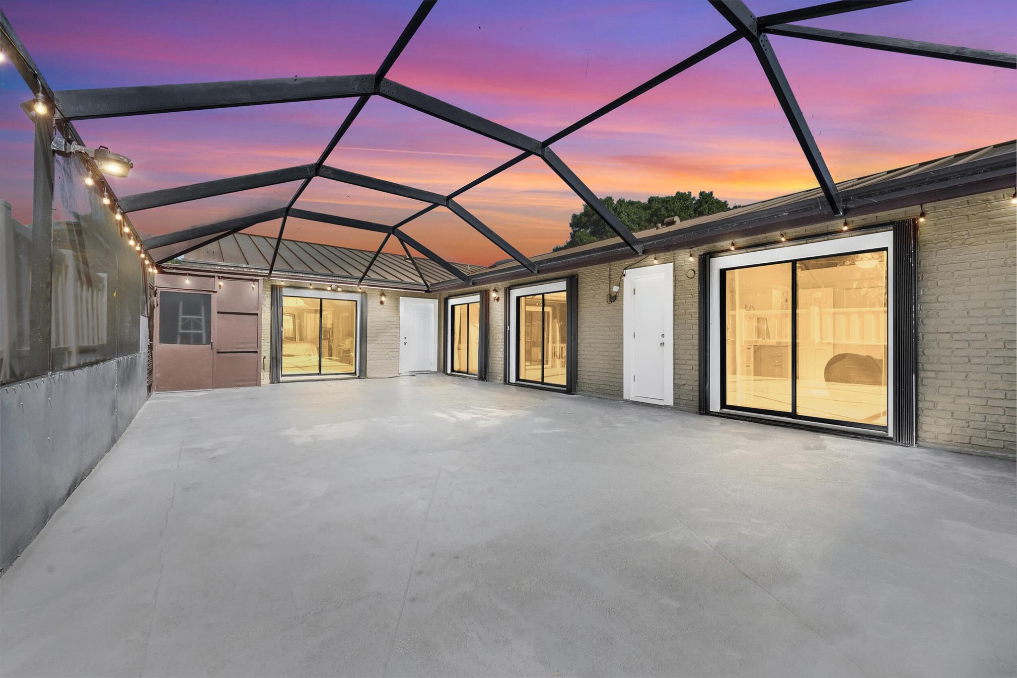 Image to showcase the property located at 5680 Golden Eagle Circle