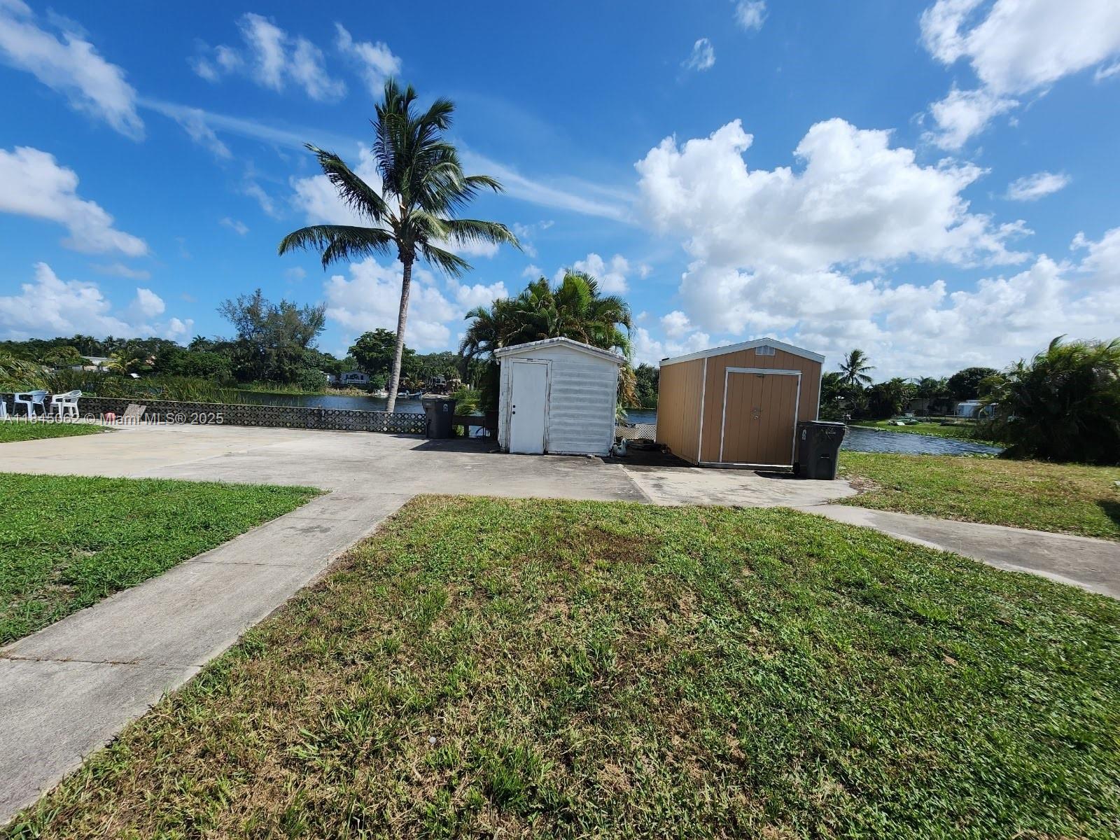 Property photo # 9