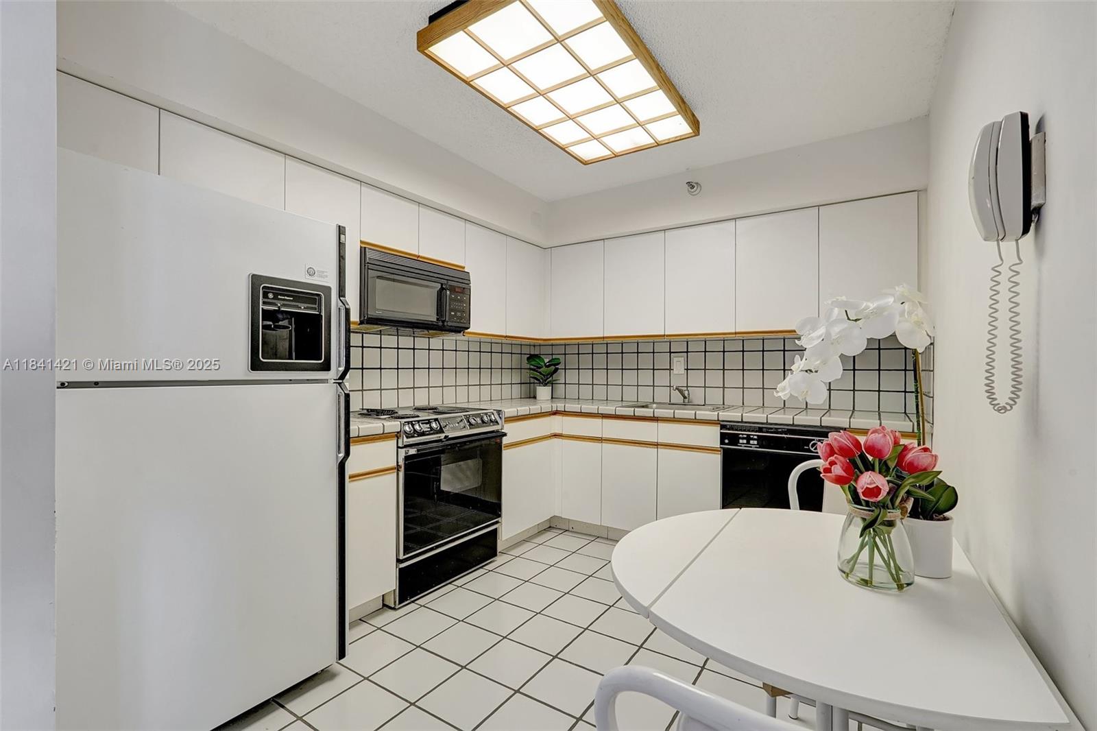 Property photo # 6