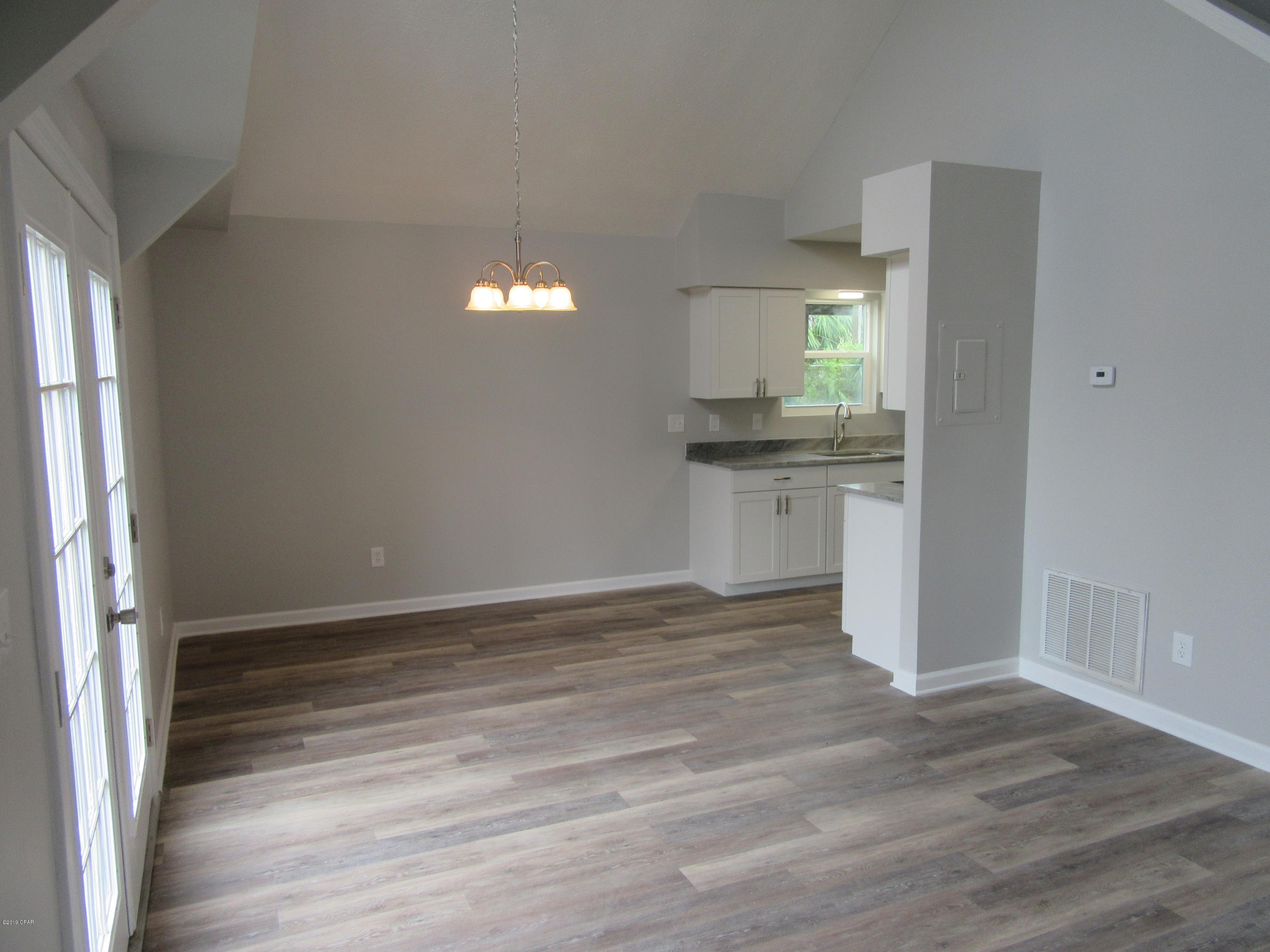 Image 3 For 1019 Pitts Avenue
