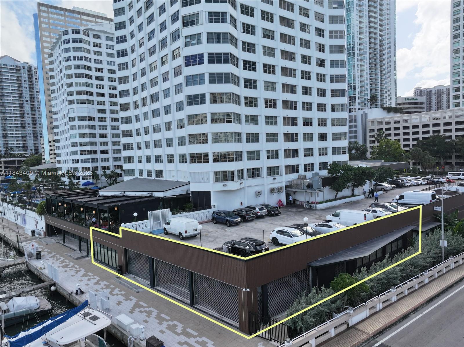 801 Brickell Bay Dr, Miami, Florida 33131