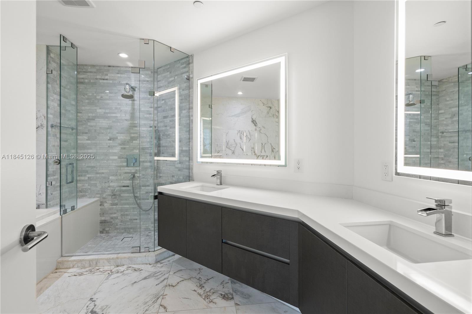 851 NE 1st Ave #3007, Miami FL 33132