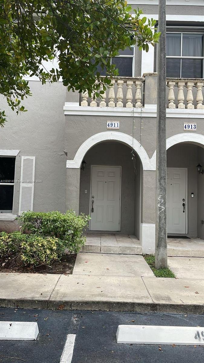 Property photo # 0