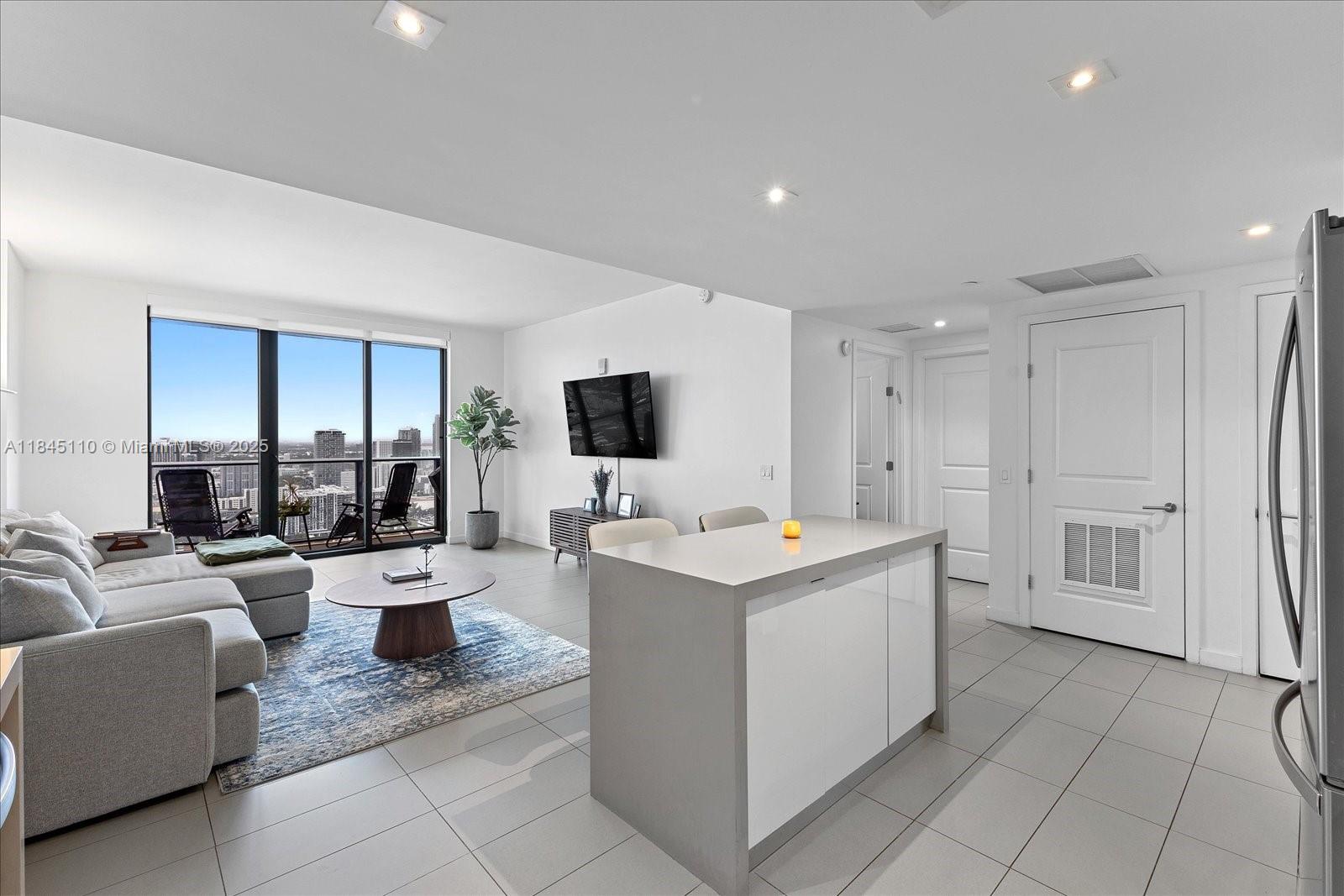 Property photo # 2