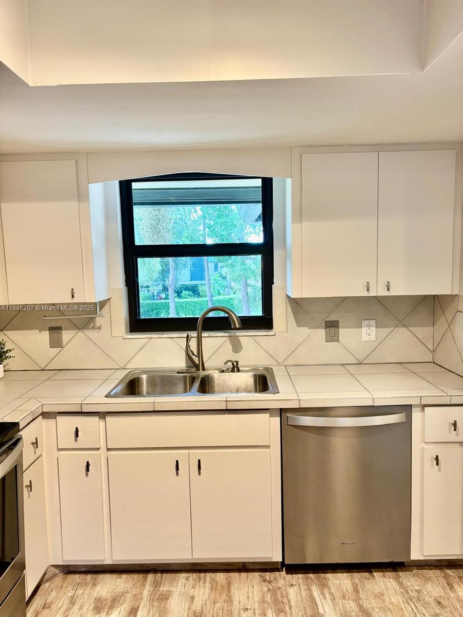Property photo # 2