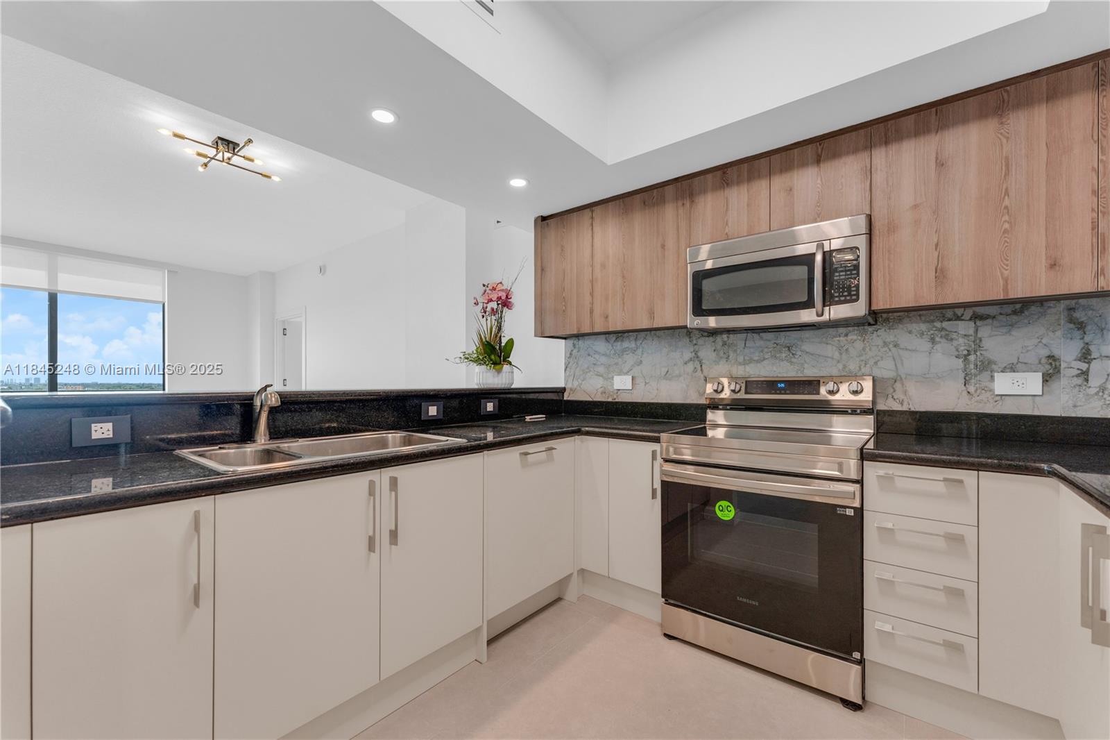 Property photo # 2