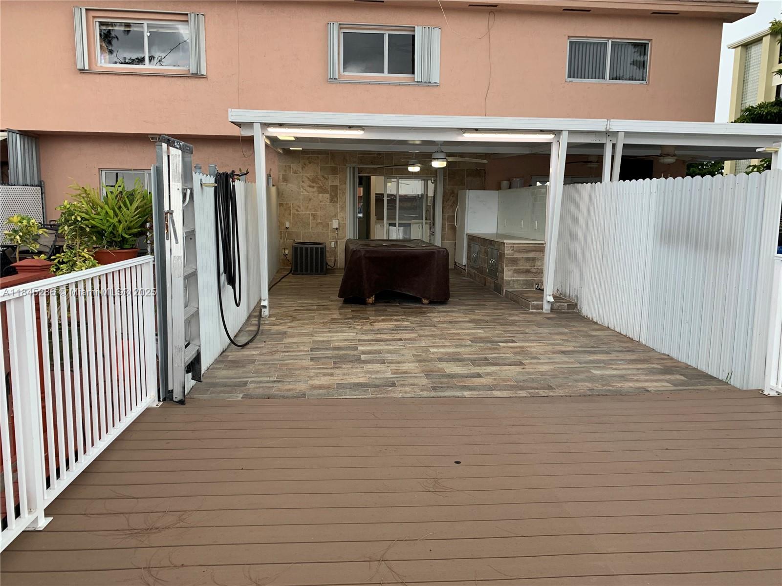 Property photo # 2