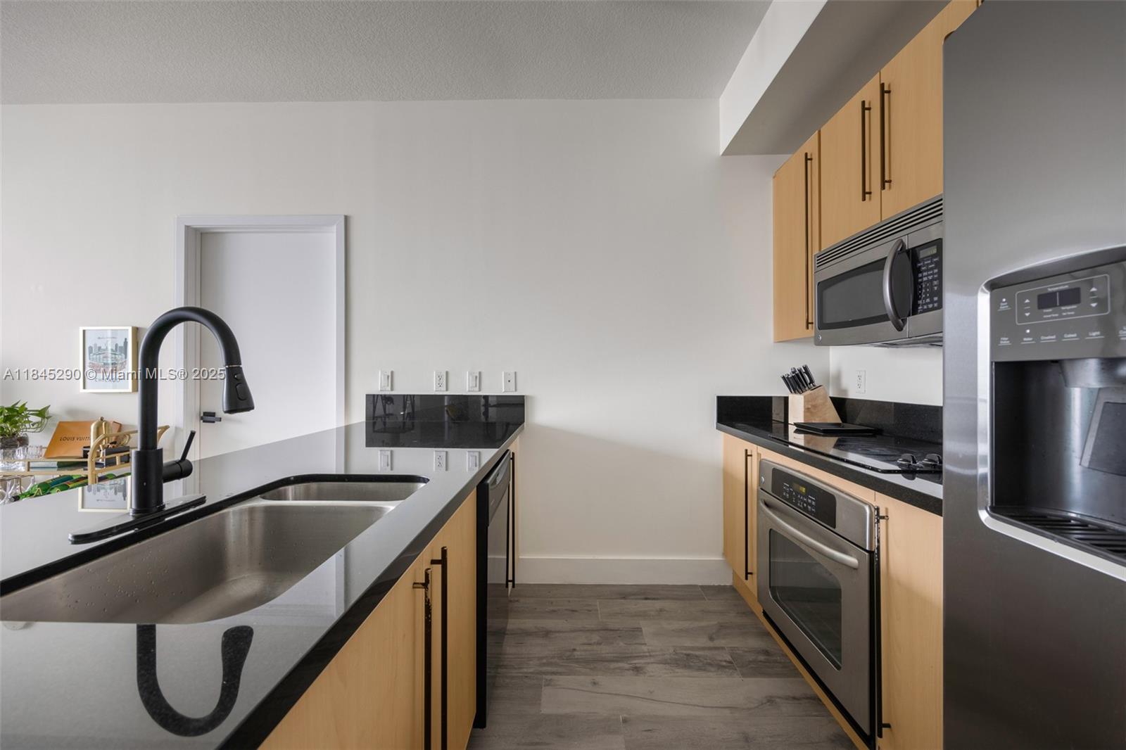 Property photo # 7
