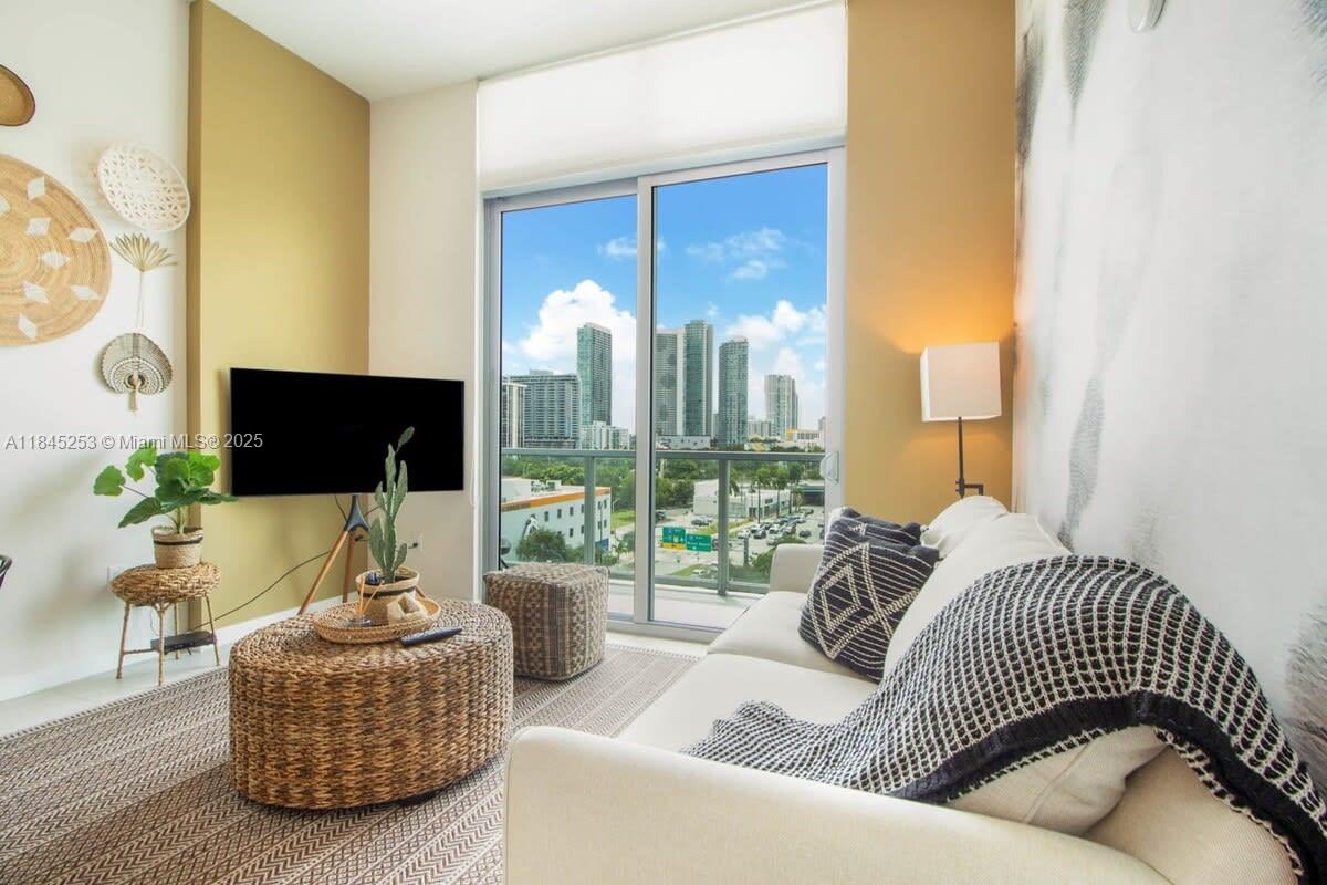 Miami FL 33137 - A11845253