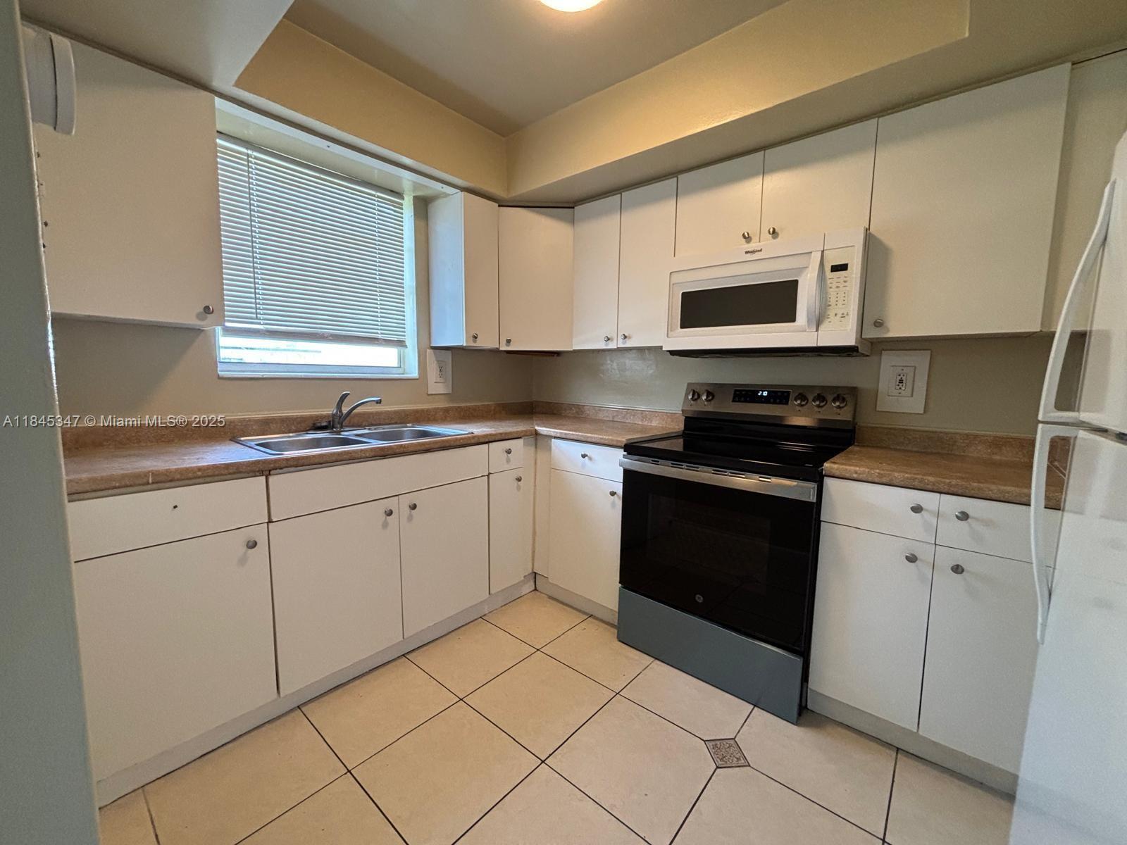 Property photo # 7