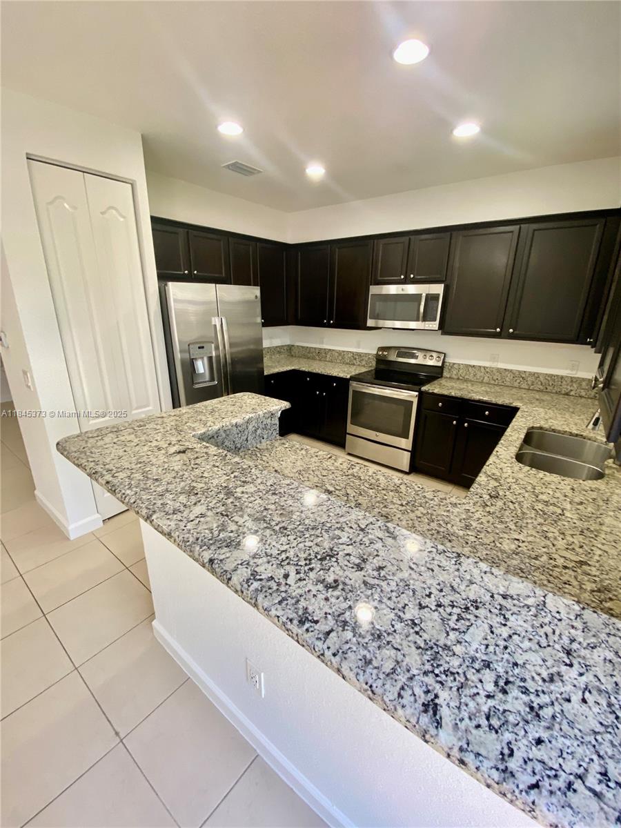 Property photo # 3