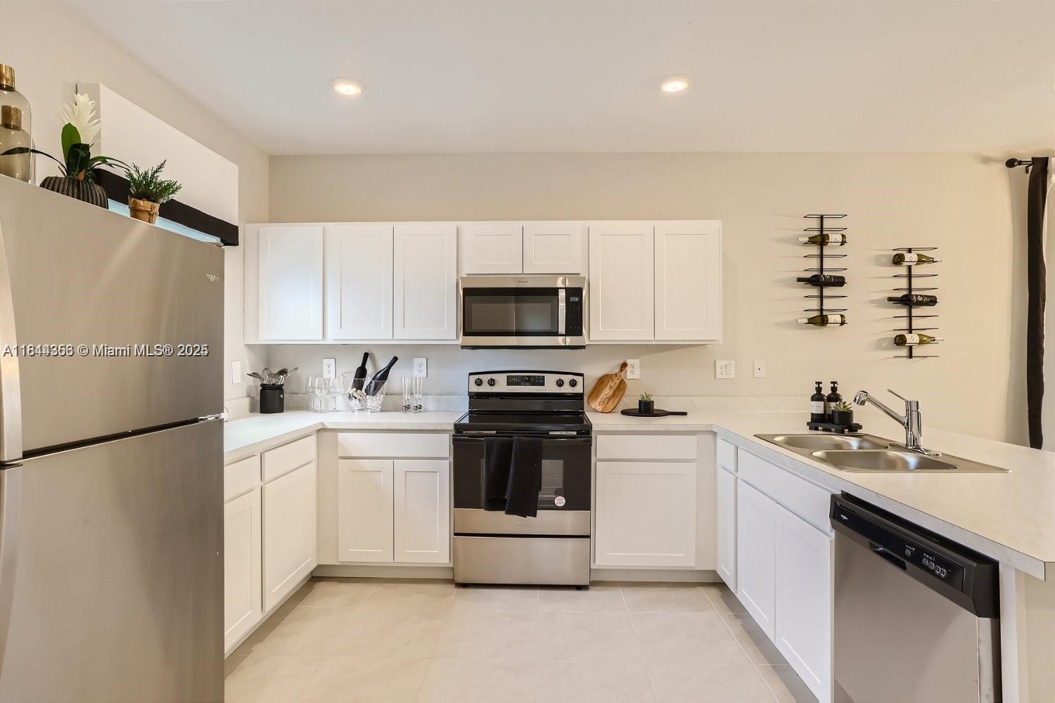 Property photo # 9