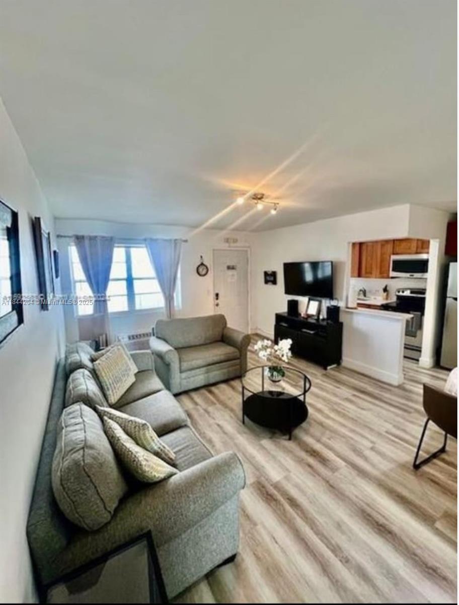 Property photo # 8