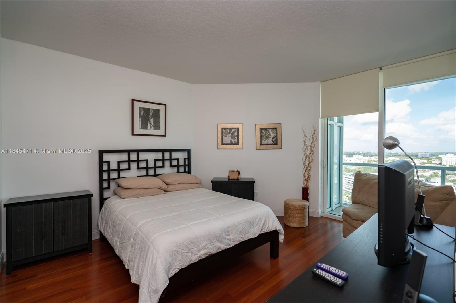 Property photo # 4