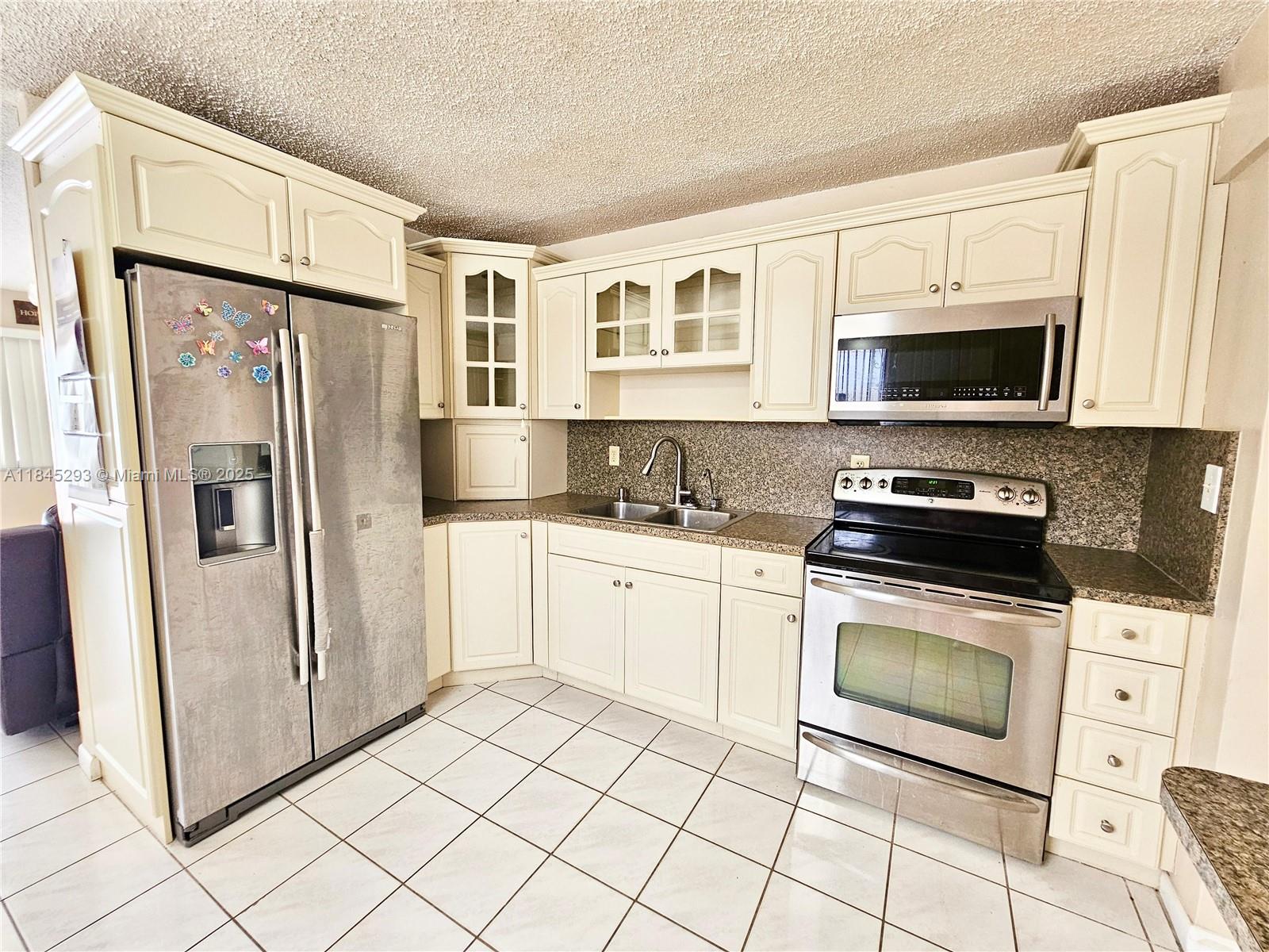 Property photo # 4