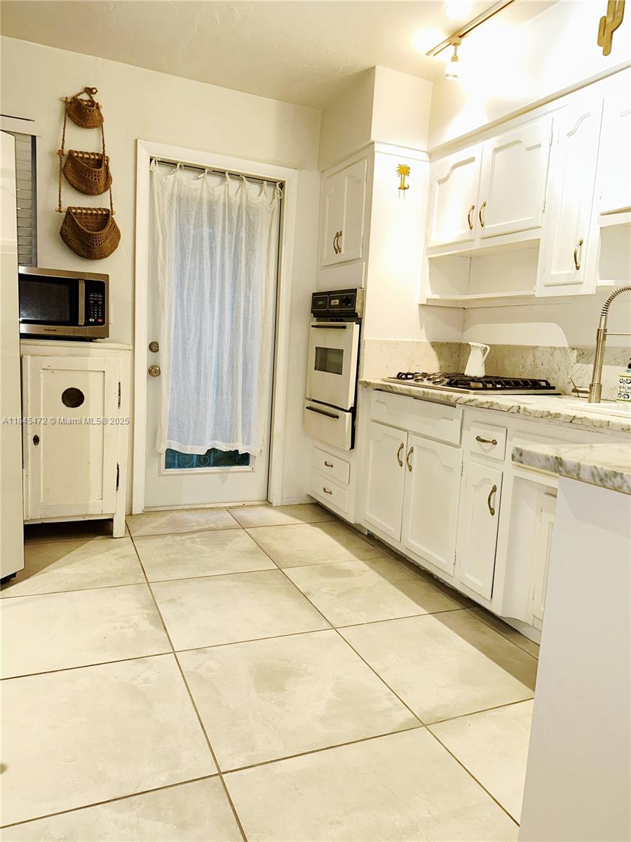 Property photo # 8
