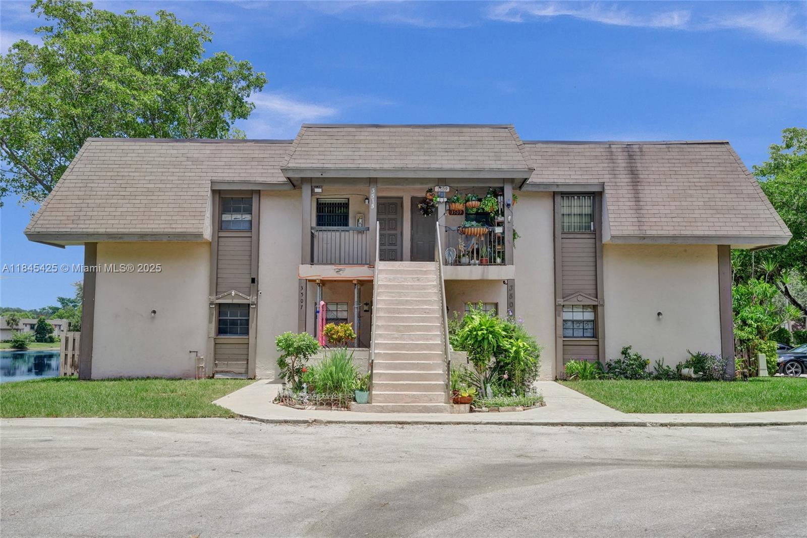 Property photo # 0