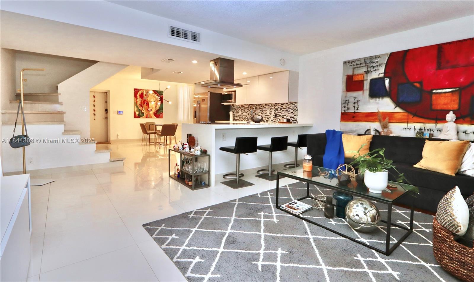 Property photo # 4