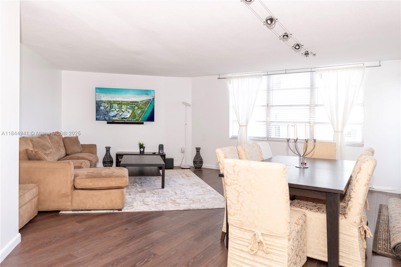 Property photo # 7