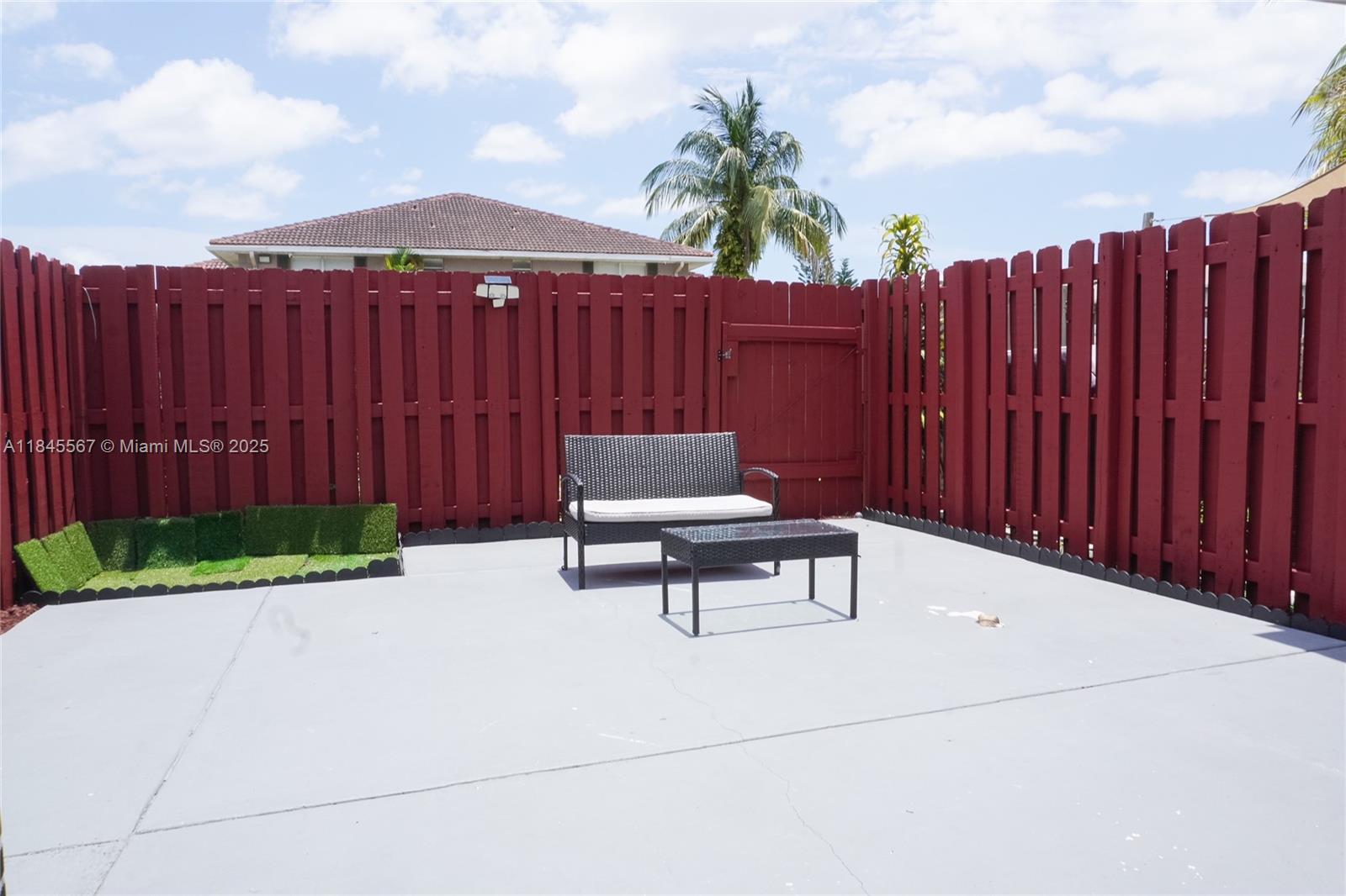 721 NW 105th Terrace 721