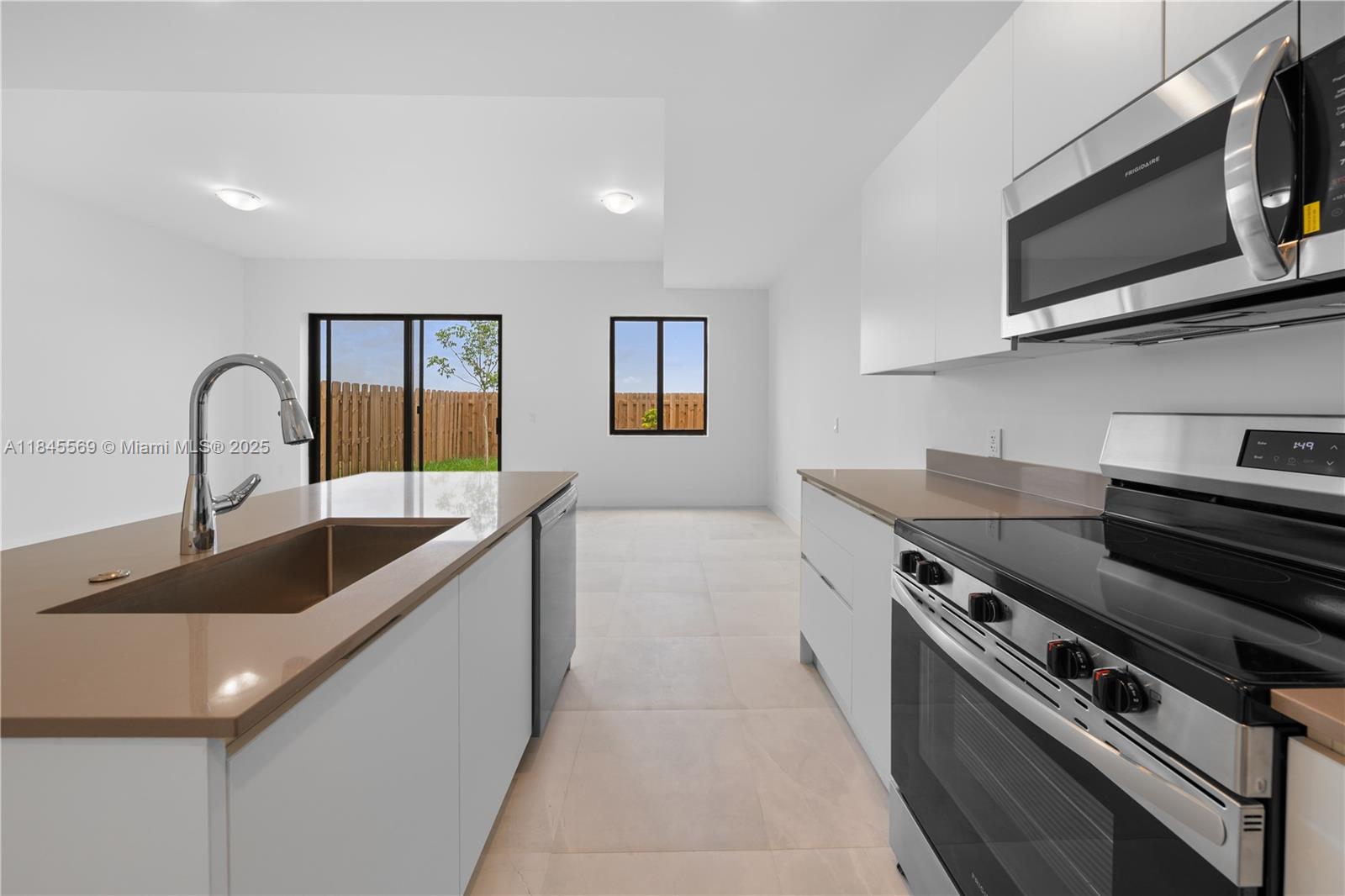Property photo # 3