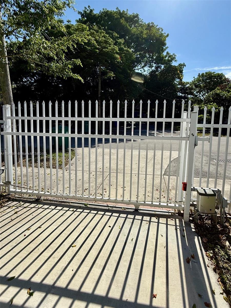 Property photo # 2
