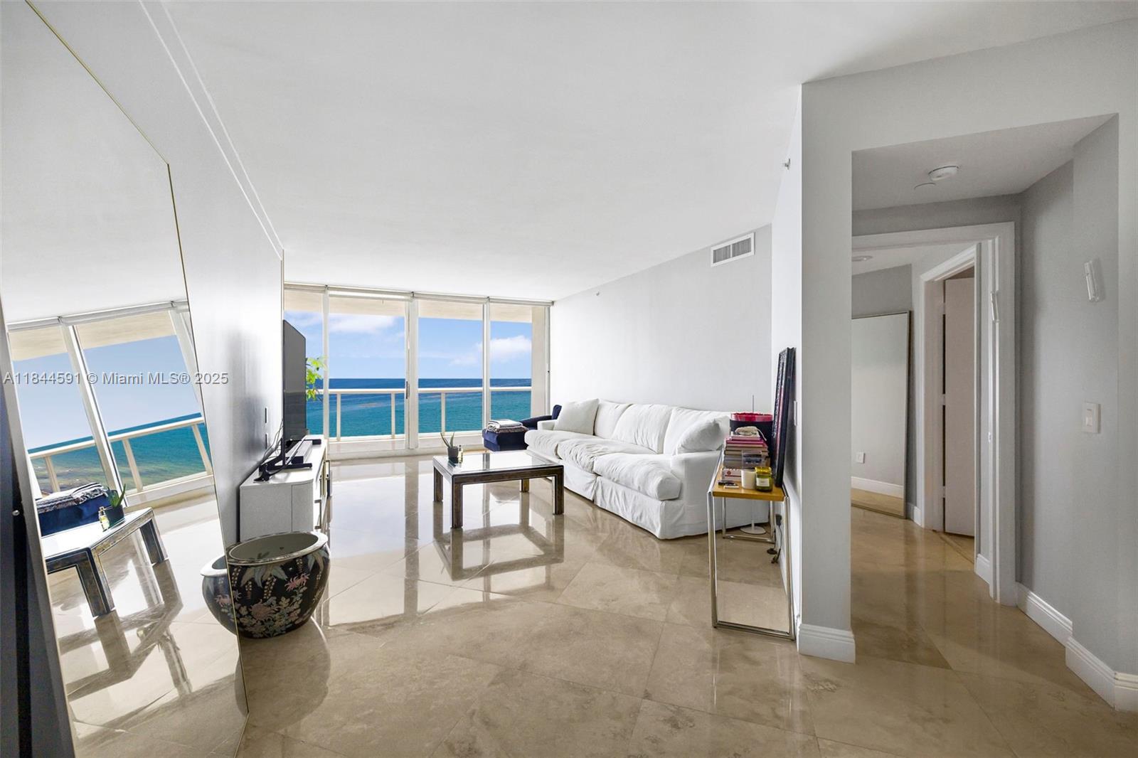 4775 Collins Ave #2002, Miami Beach FL 33140