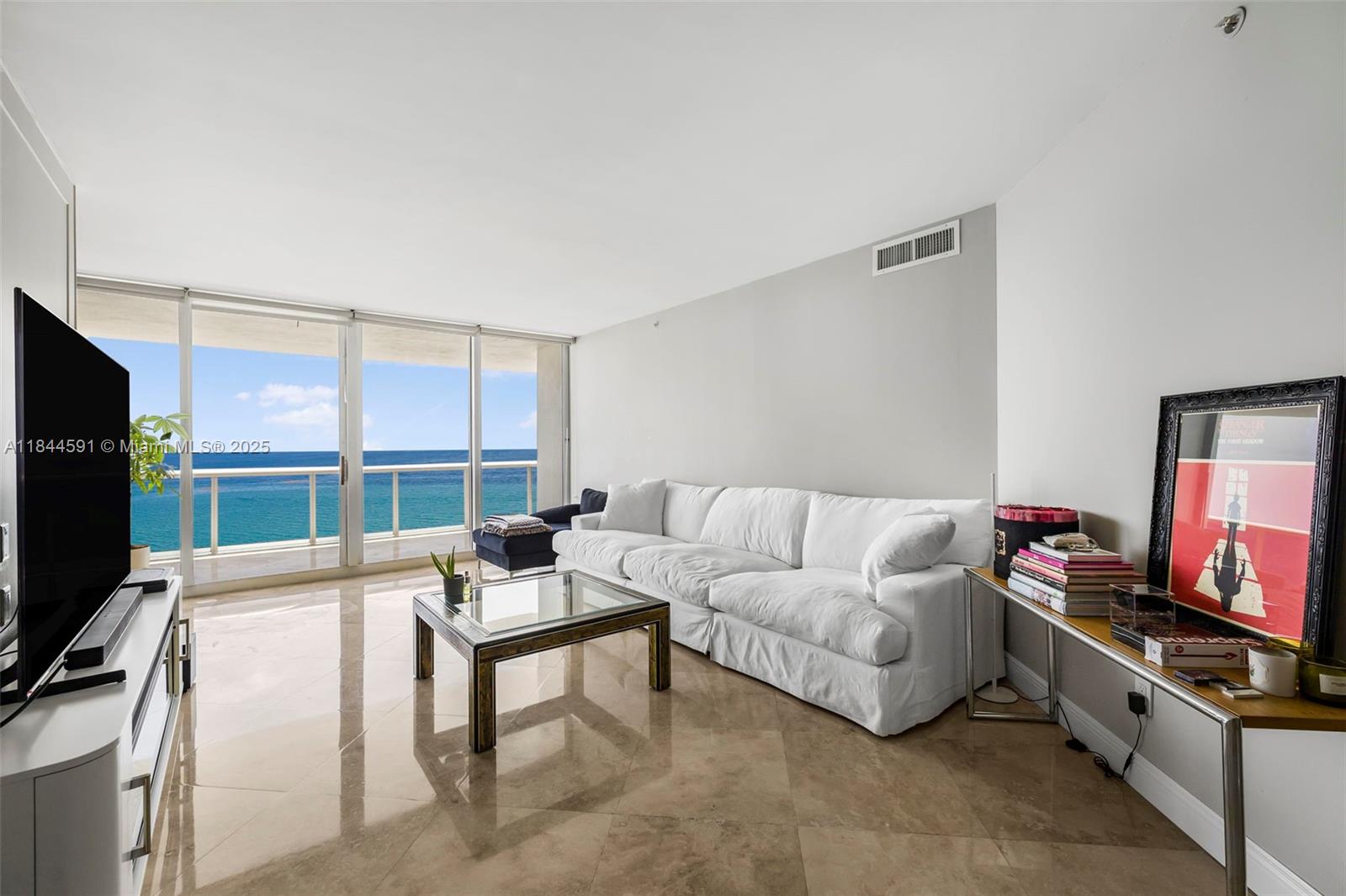 4775 Collins Ave #2002, Miami Beach FL 33140