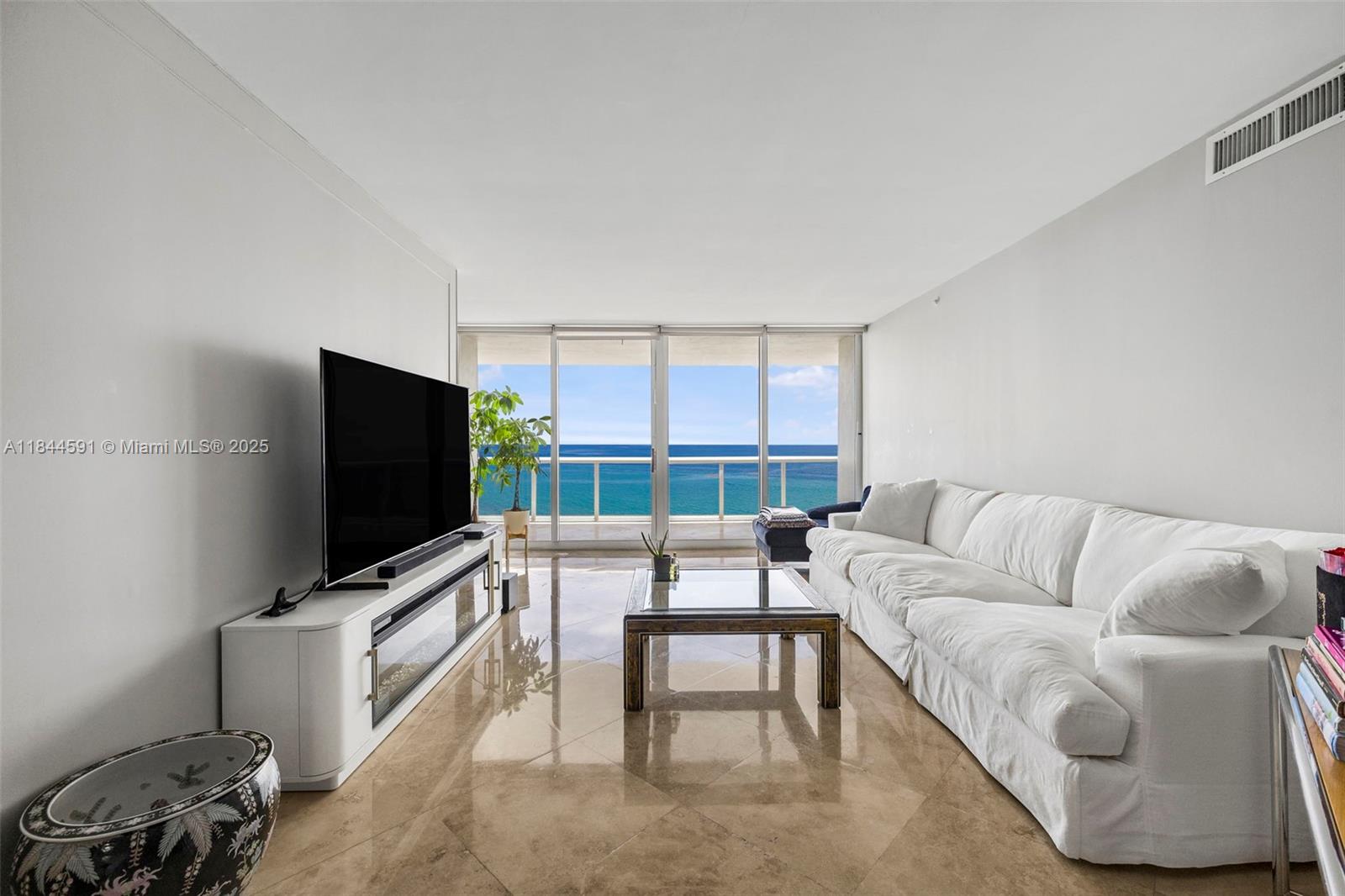 4775 Collins Ave #2002, Miami Beach FL 33140