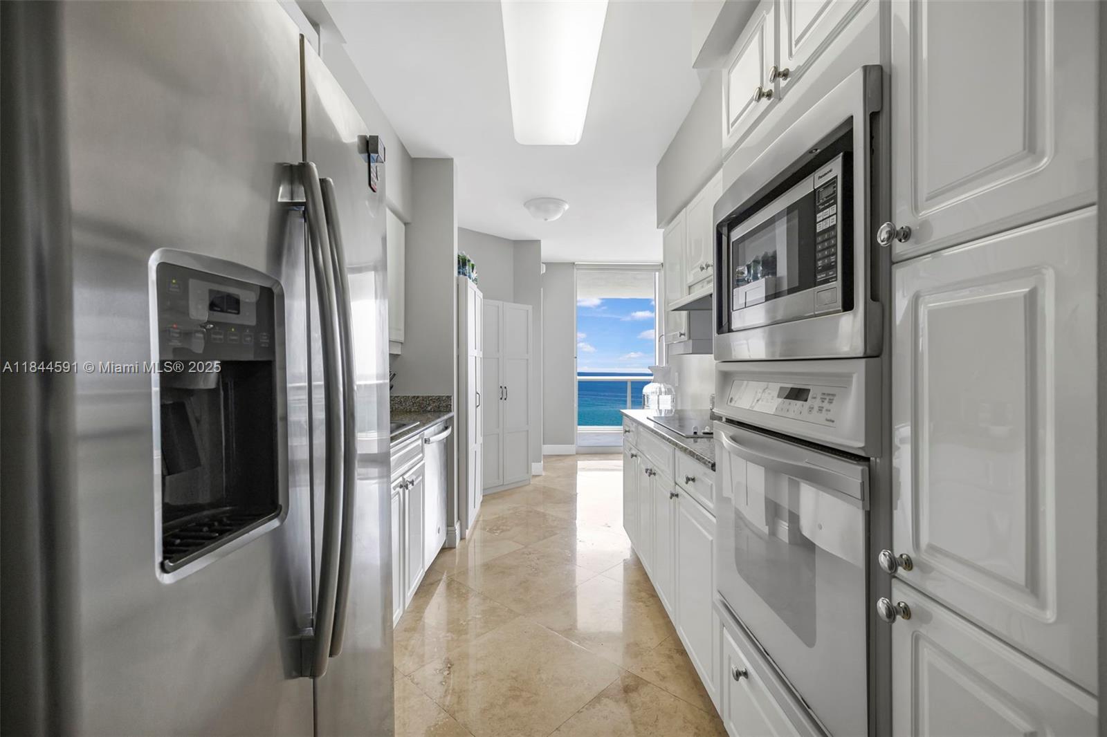4775 Collins Ave #2002, Miami Beach FL 33140