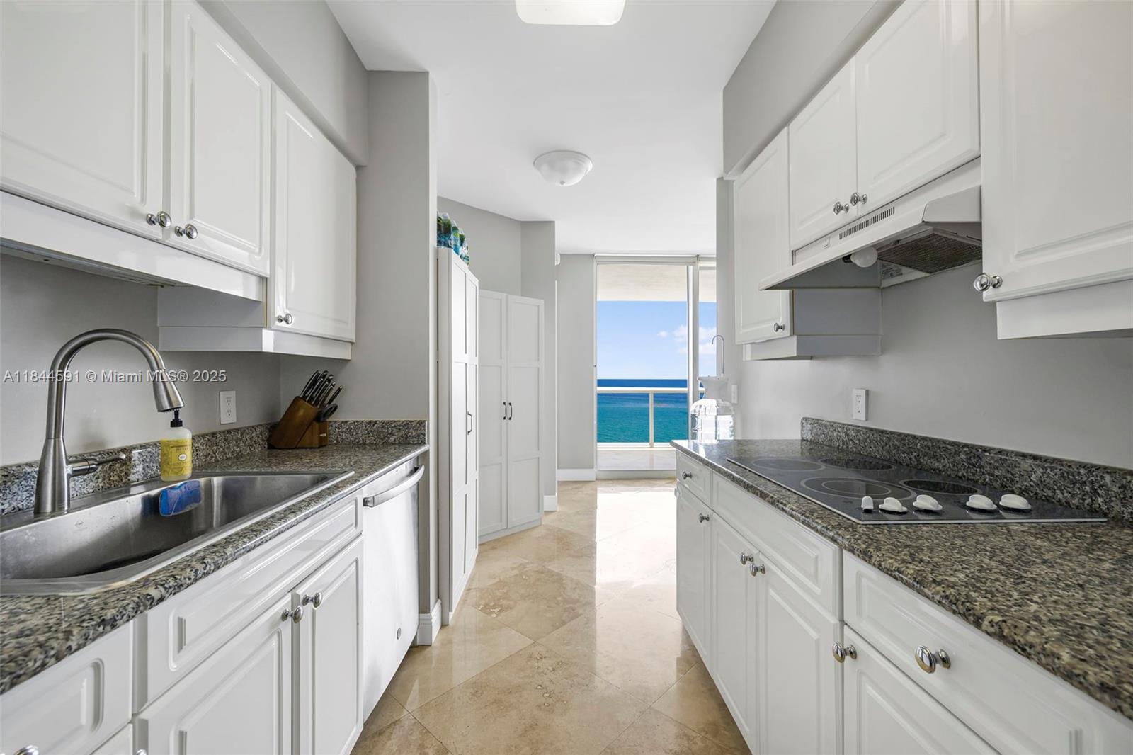 4775 Collins Ave #2002, Miami Beach FL 33140