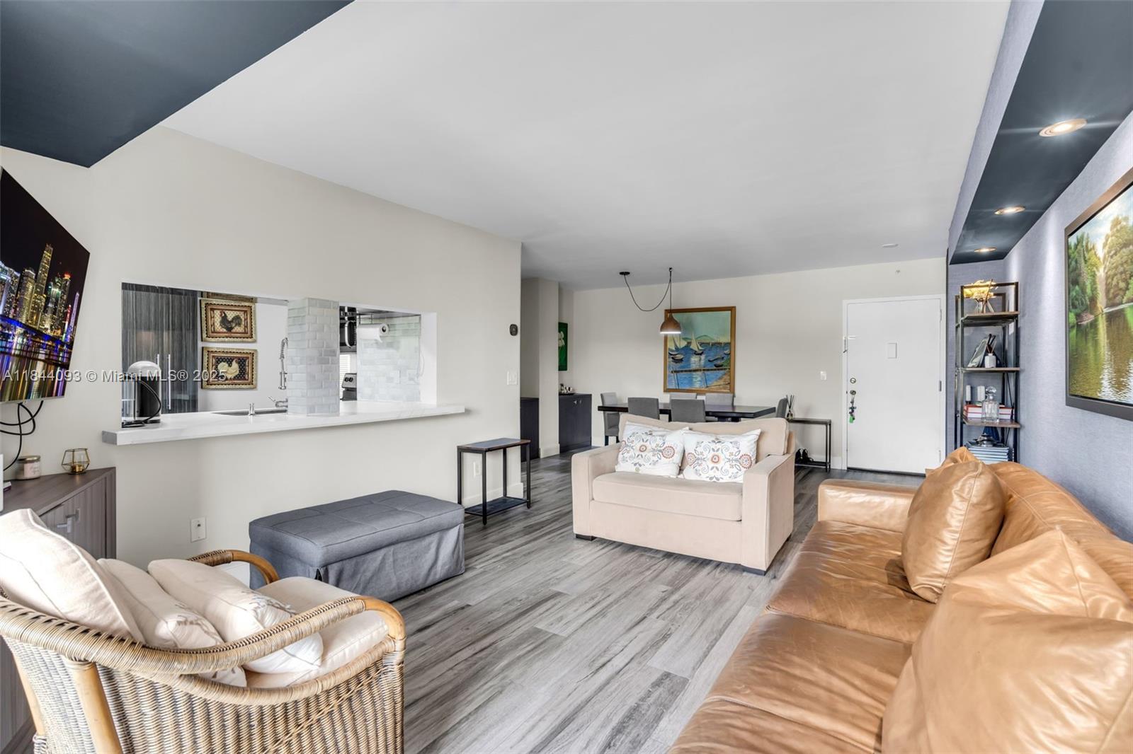Property photo # 4