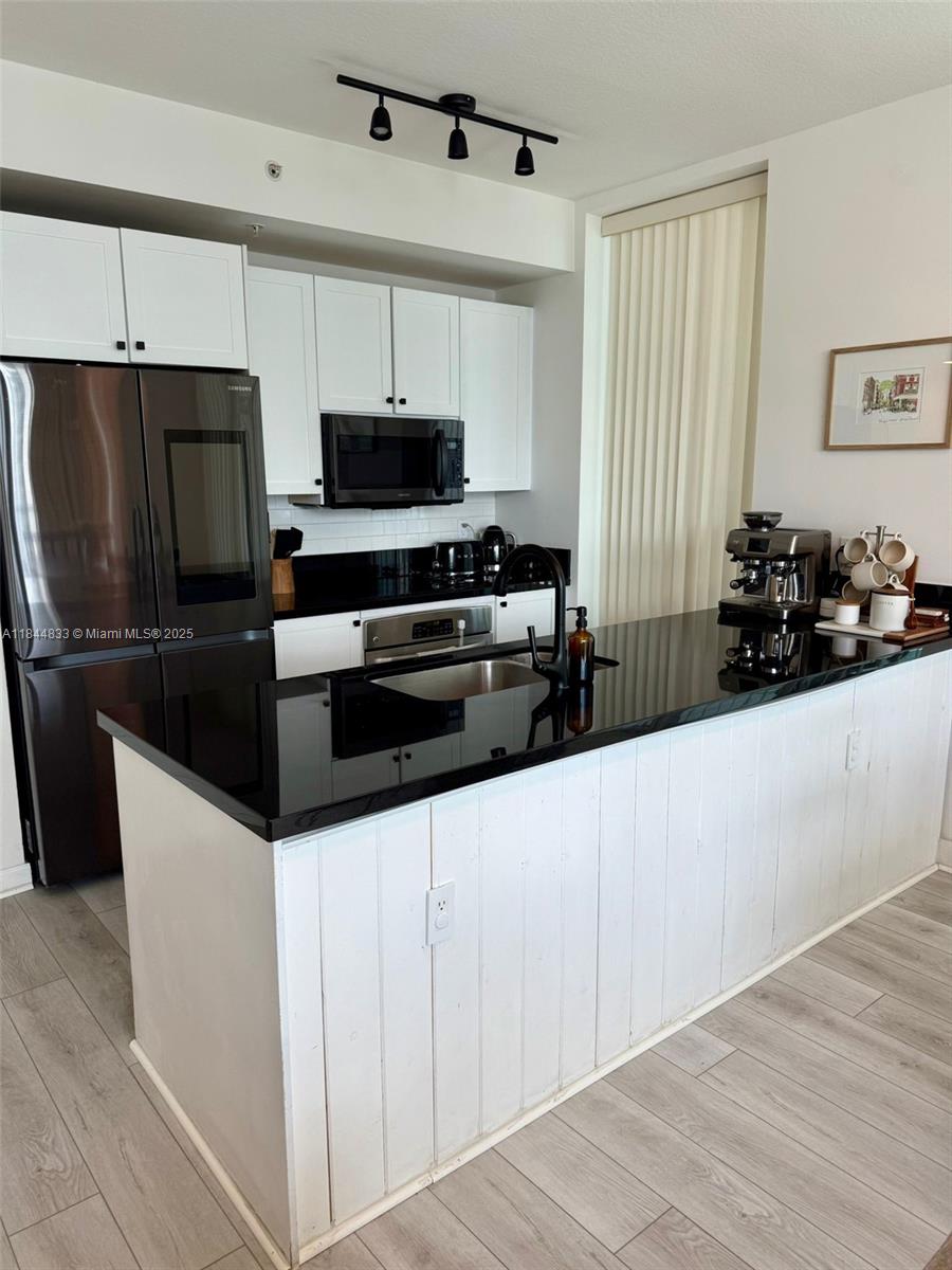 Condo for Rent in Miami, FL