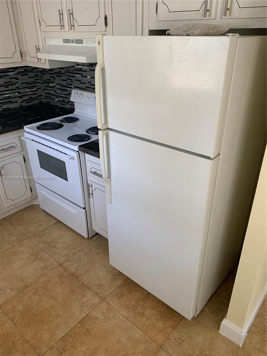 Property photo # 9